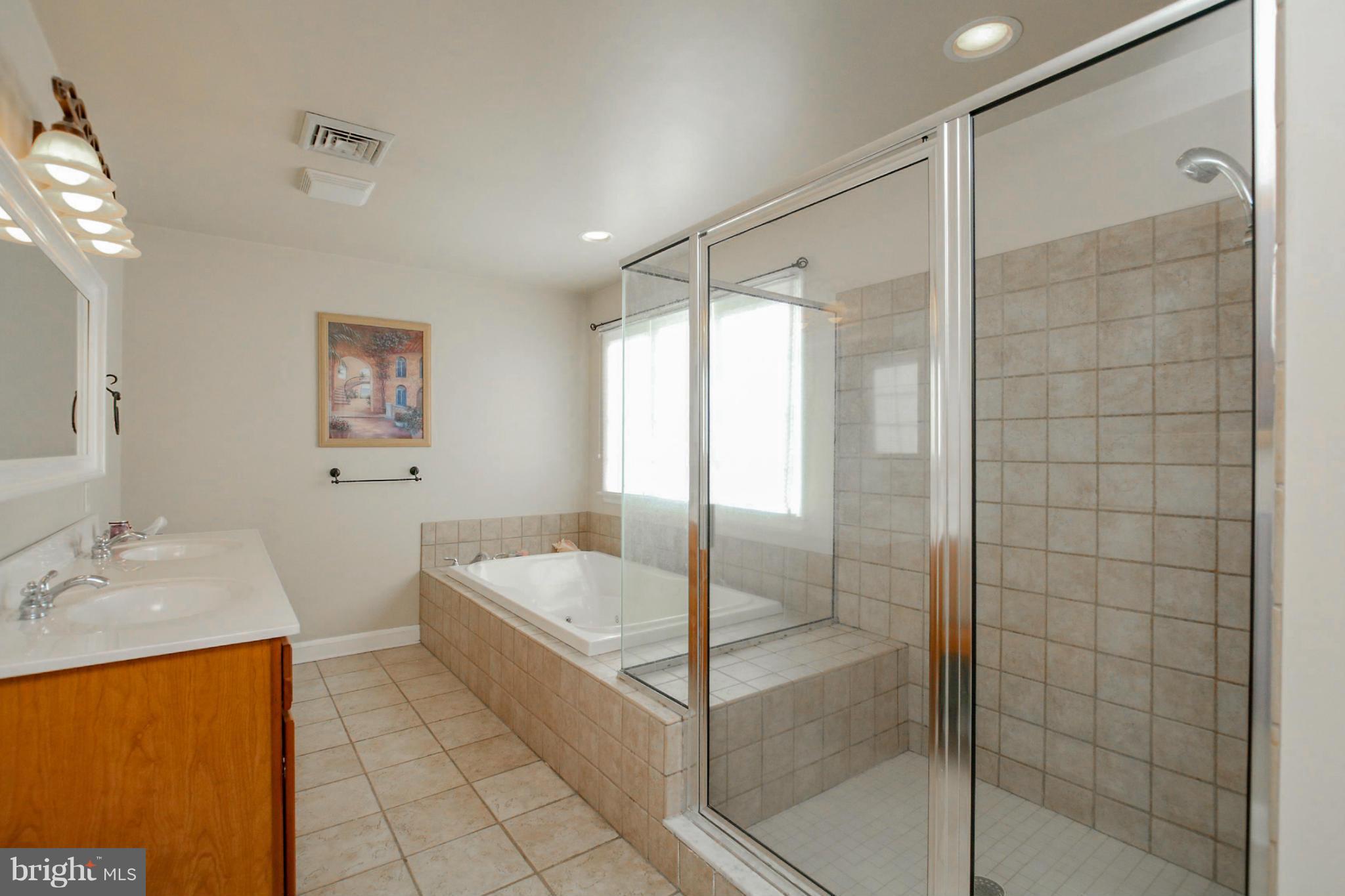 MERRITT HOMES - Residential