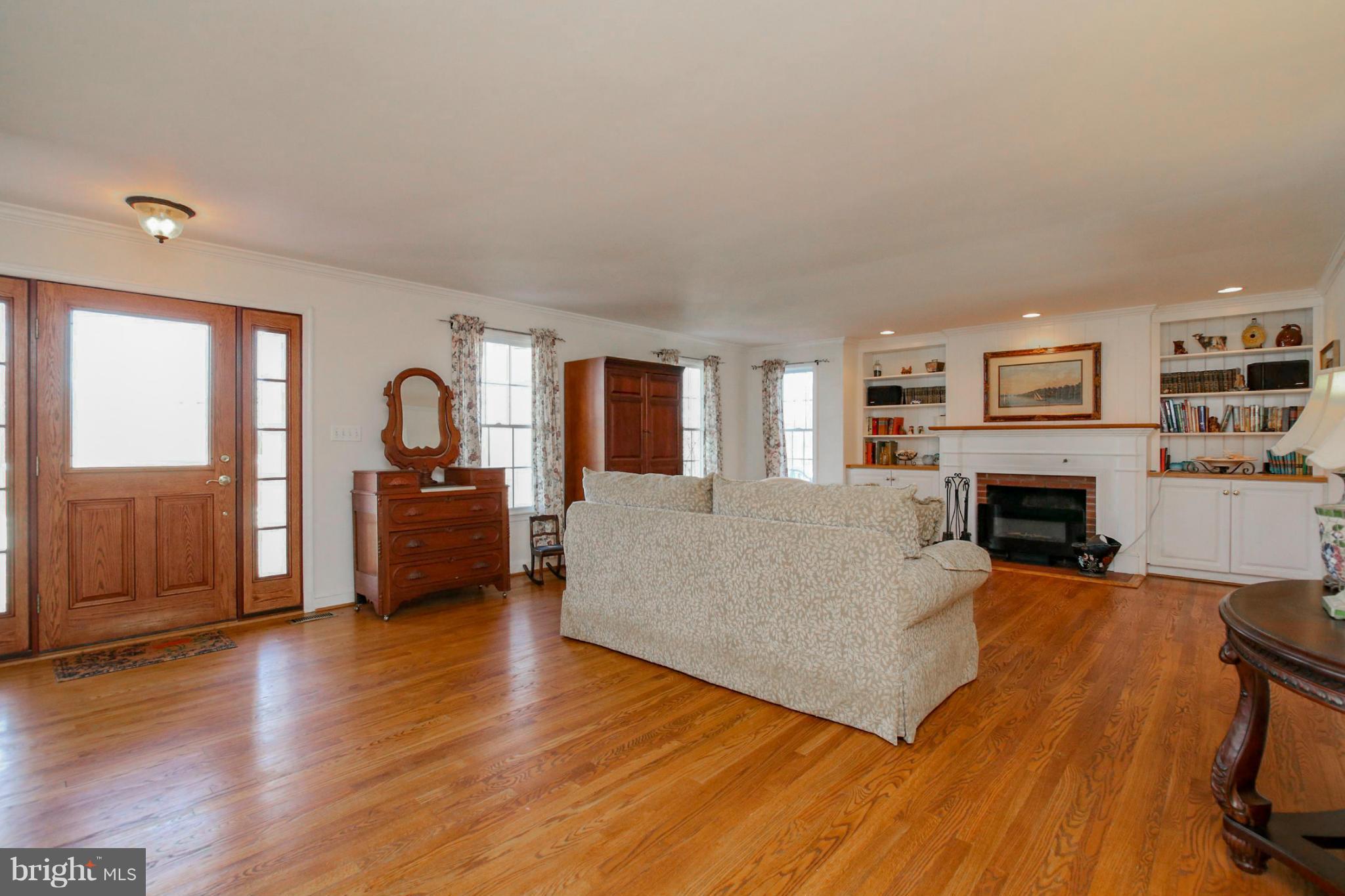 MERRITT HOMES - Residential