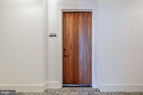 255 W. FALLS STATION BOULEVARD PH4 FALLS CHURCH VA 22046