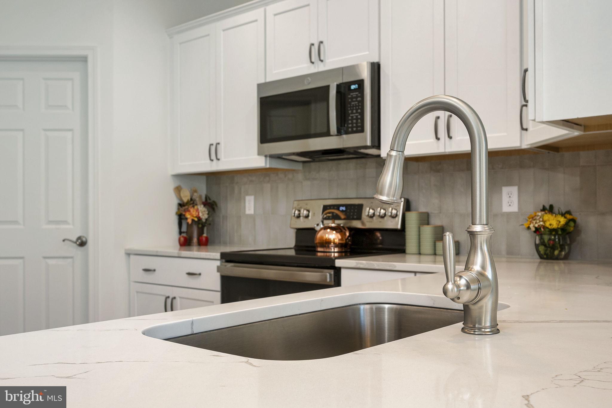 HONEYCROFT VILLAGE - Residential