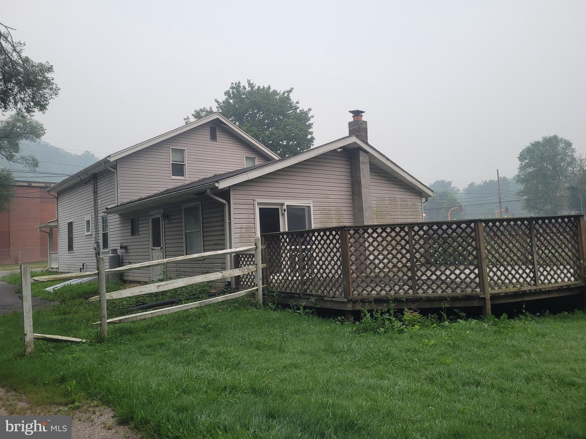 22005 NATIONAL PIKE NE