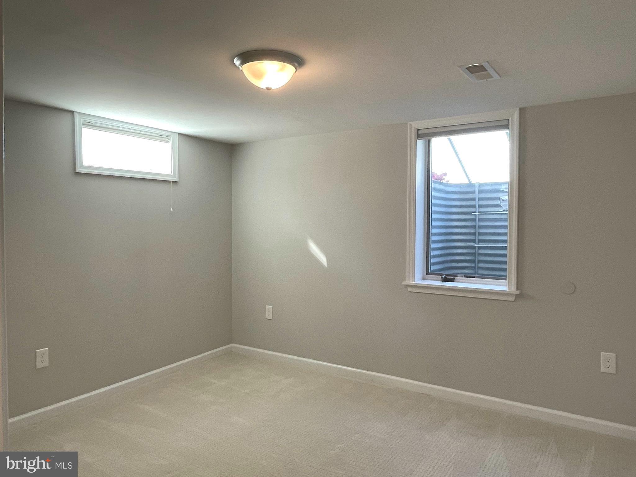 TYLER PARK - Residential