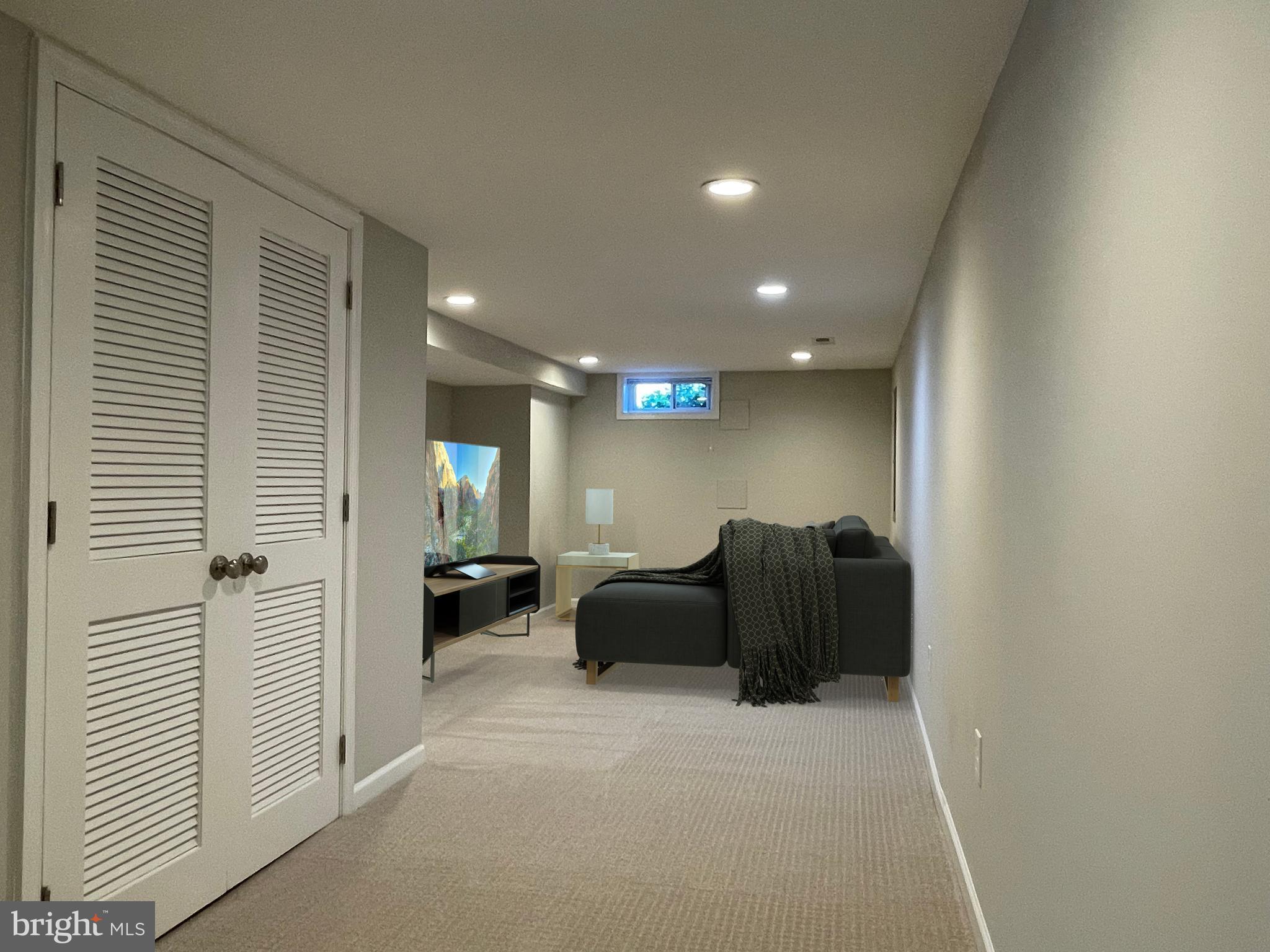 TYLER PARK - Residential