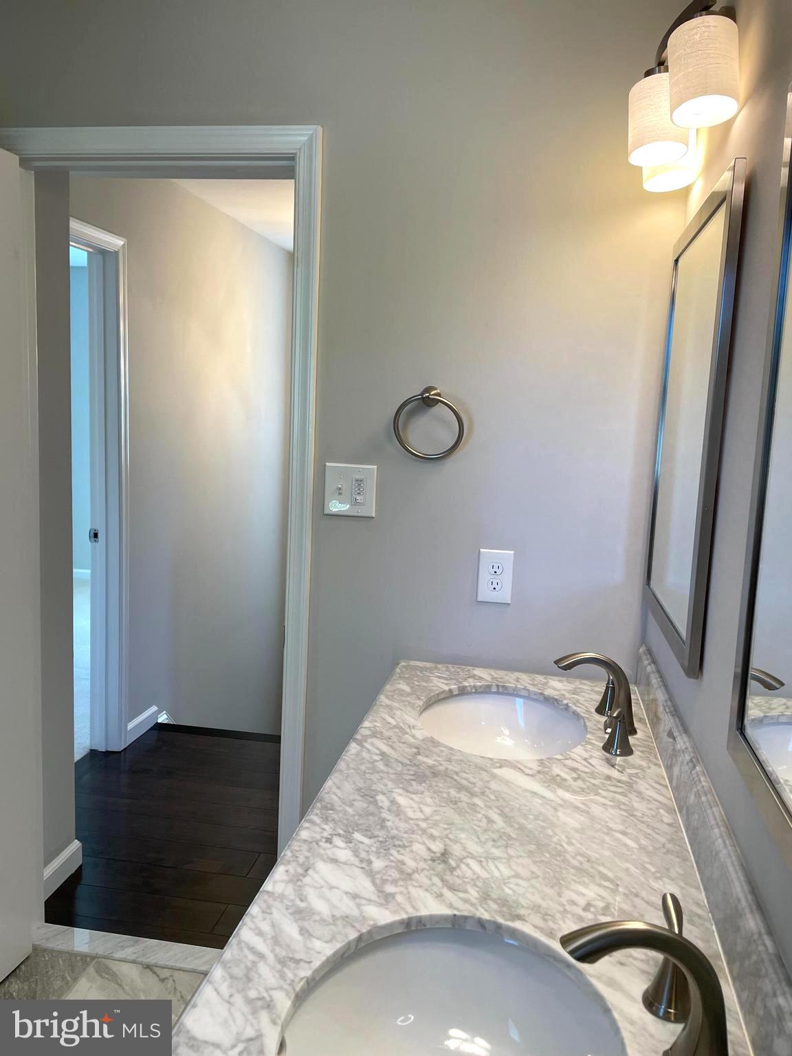 TYLER PARK - Residential