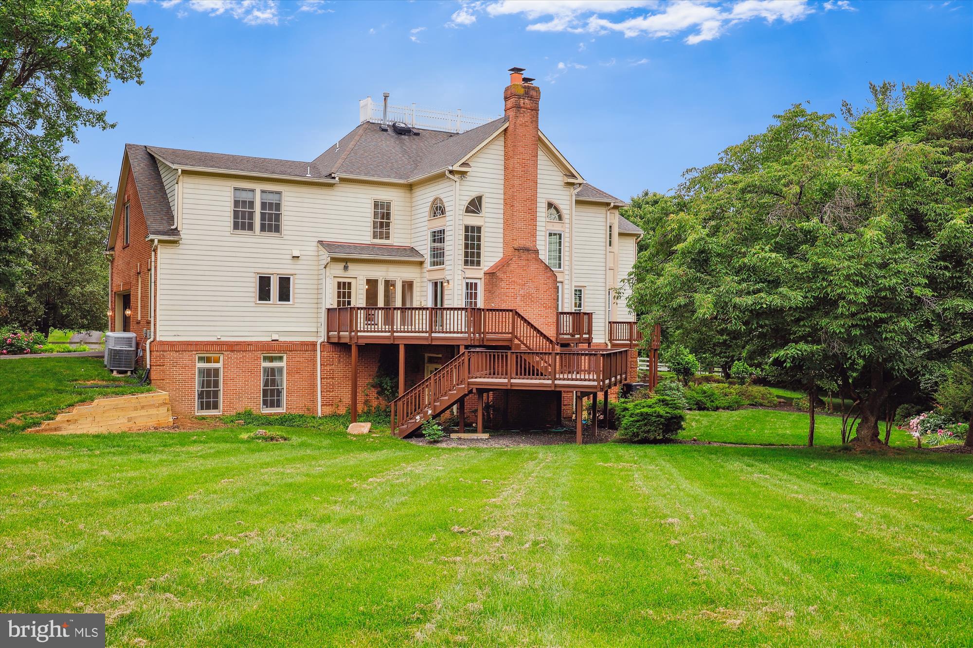 POTOMAC FIELDS - Residential