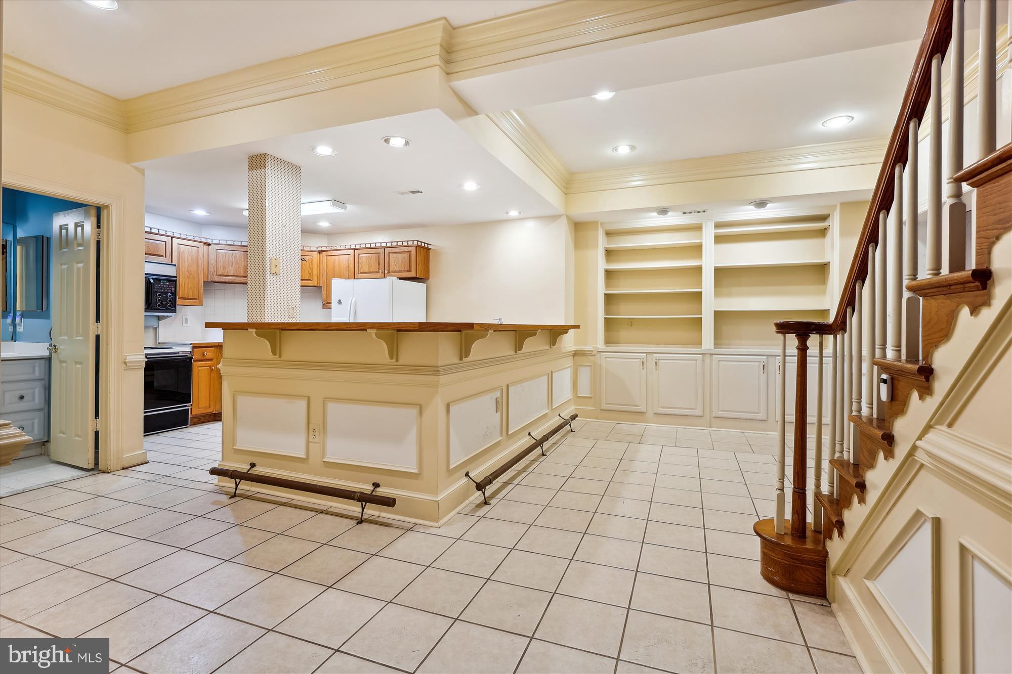 POTOMAC FIELDS - Residential