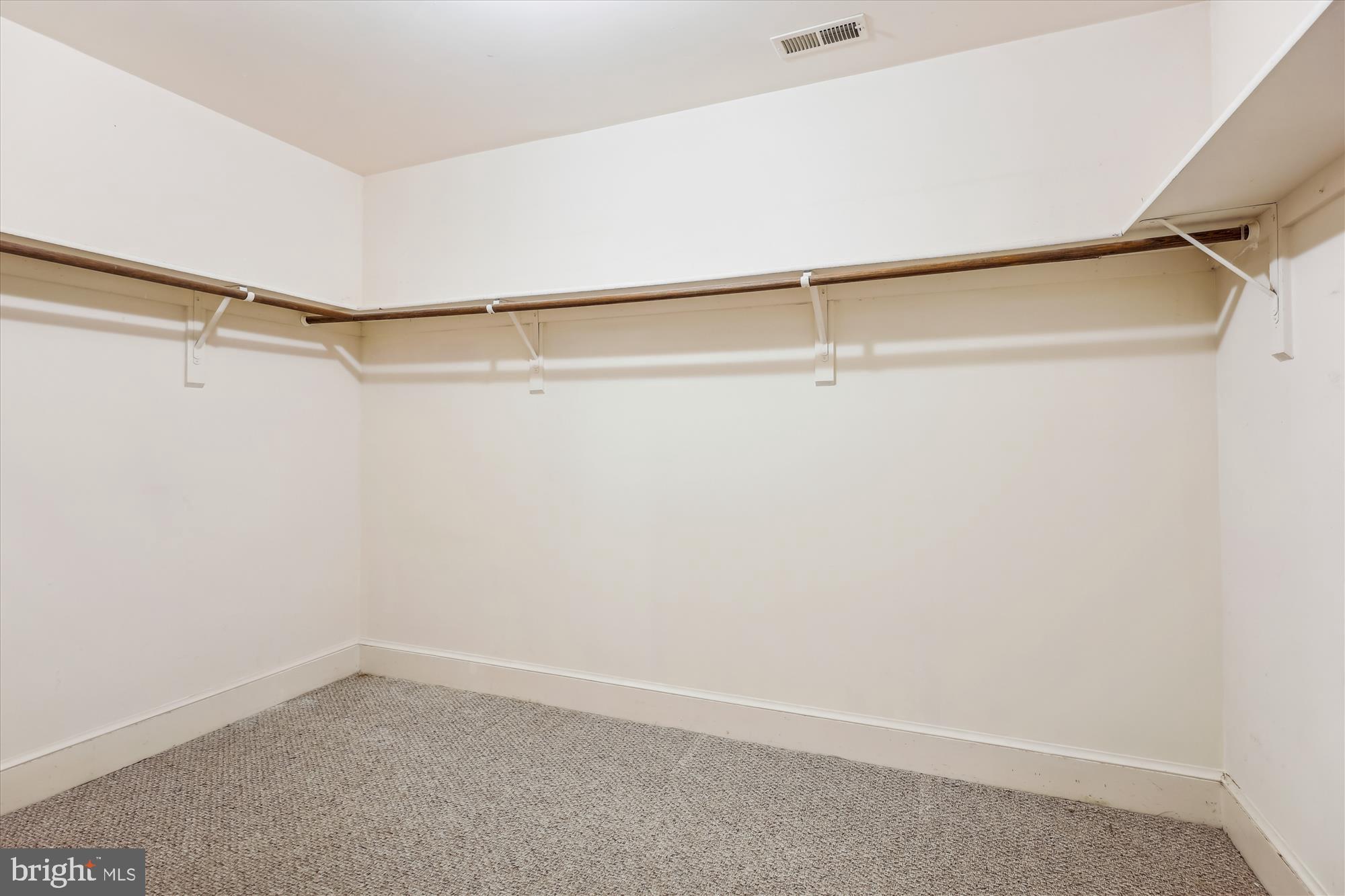 POTOMAC FIELDS - Residential