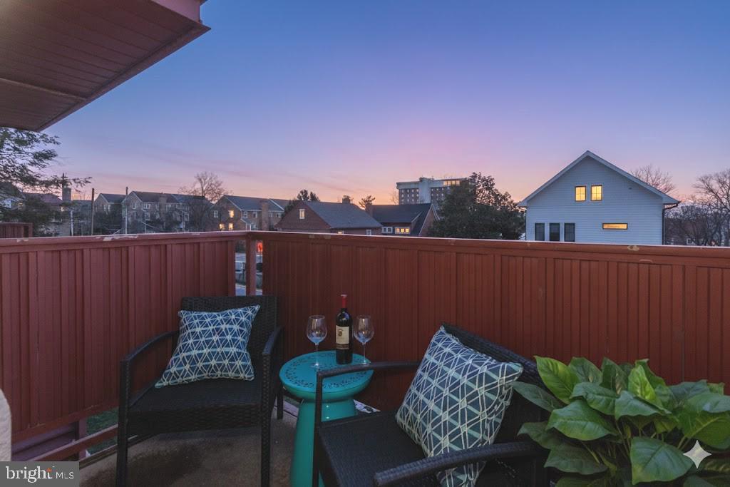 LANCASTER - Residential