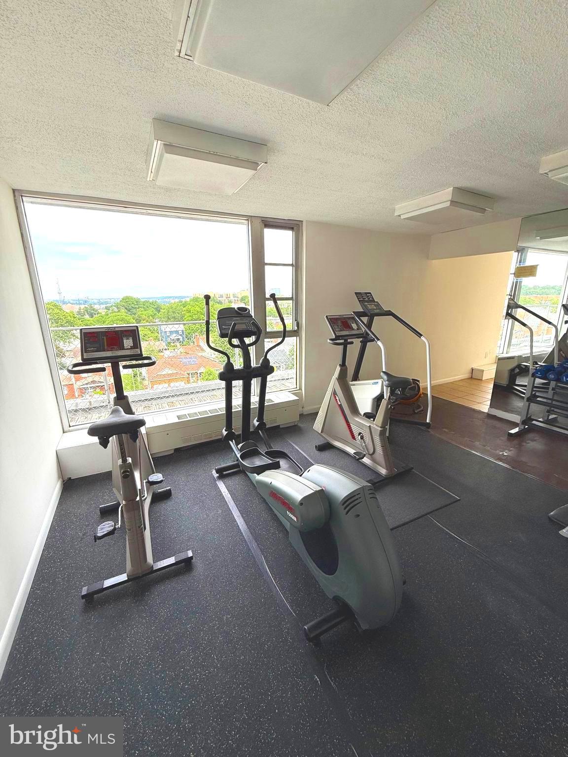 LANCASTER - Residential