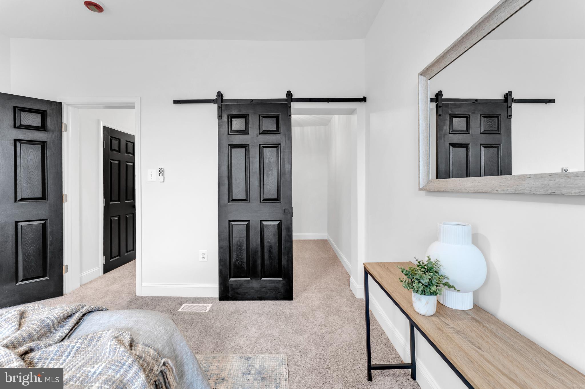 ELWOOD PARK - Residential