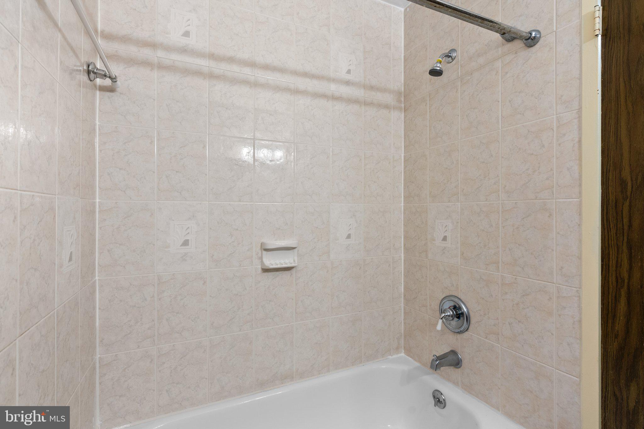 HUNTING RIDGE CONDOMINIUM - Residential