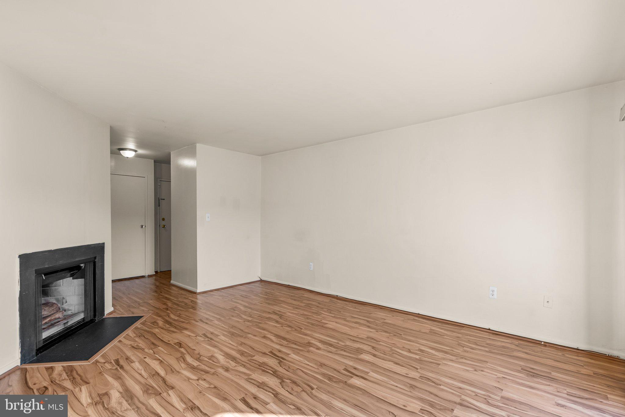 HUNTING RIDGE CONDOMINIUM - Residential