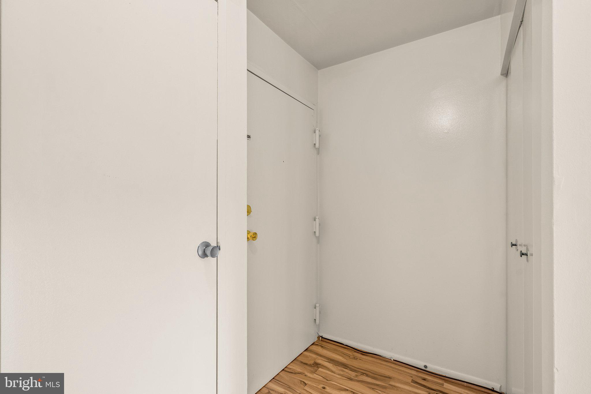 HUNTING RIDGE CONDOMINIUM - Residential