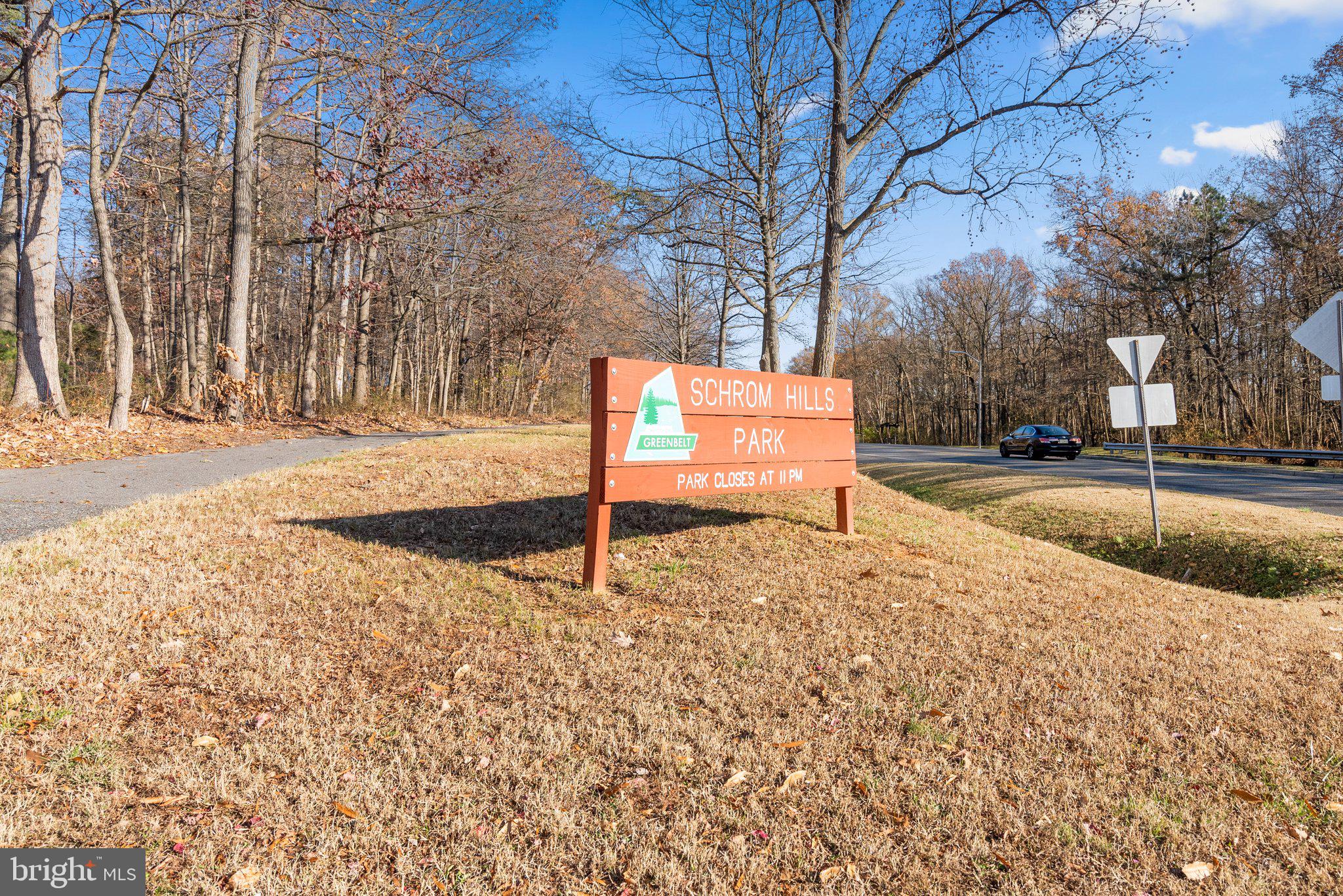 HUNTING RIDGE CONDOMINIUM - Residential