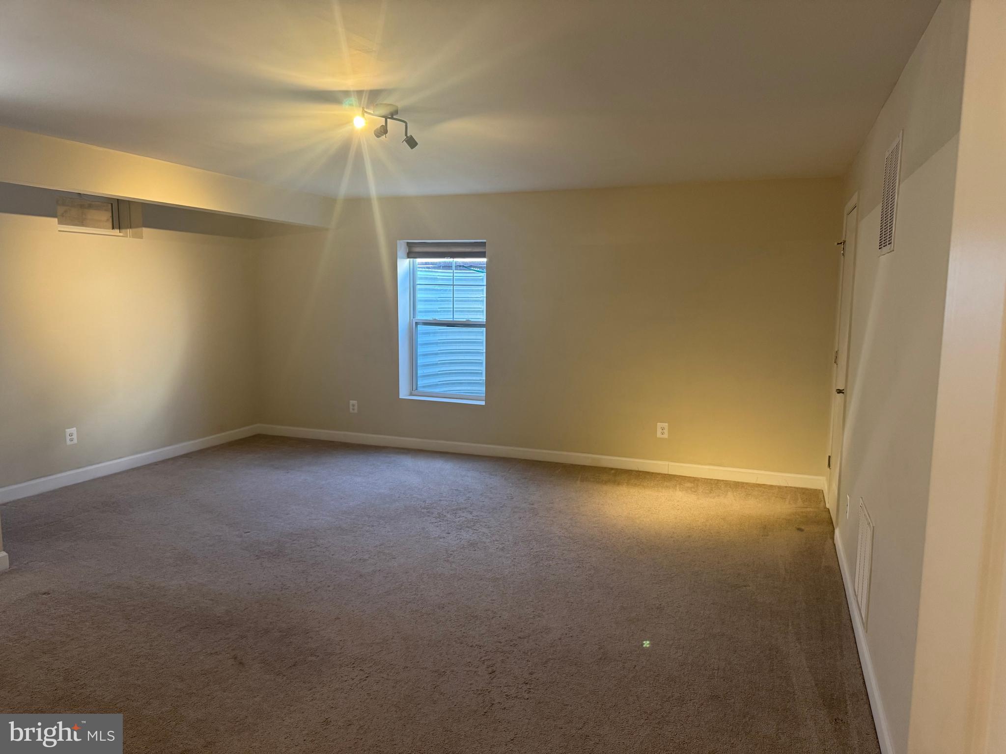 RESRV CHESTNUT RIDGE - Residential