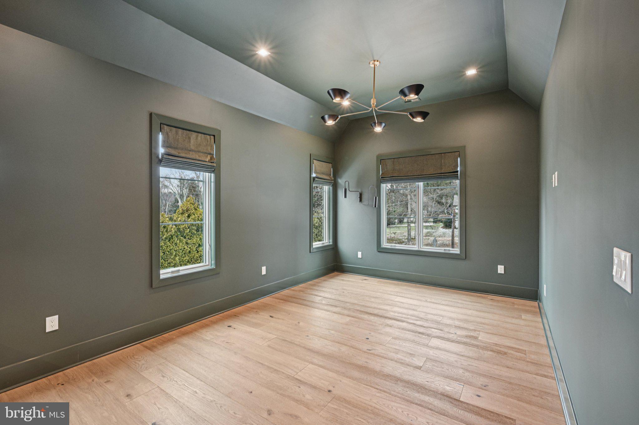 SUSSEX - Residential