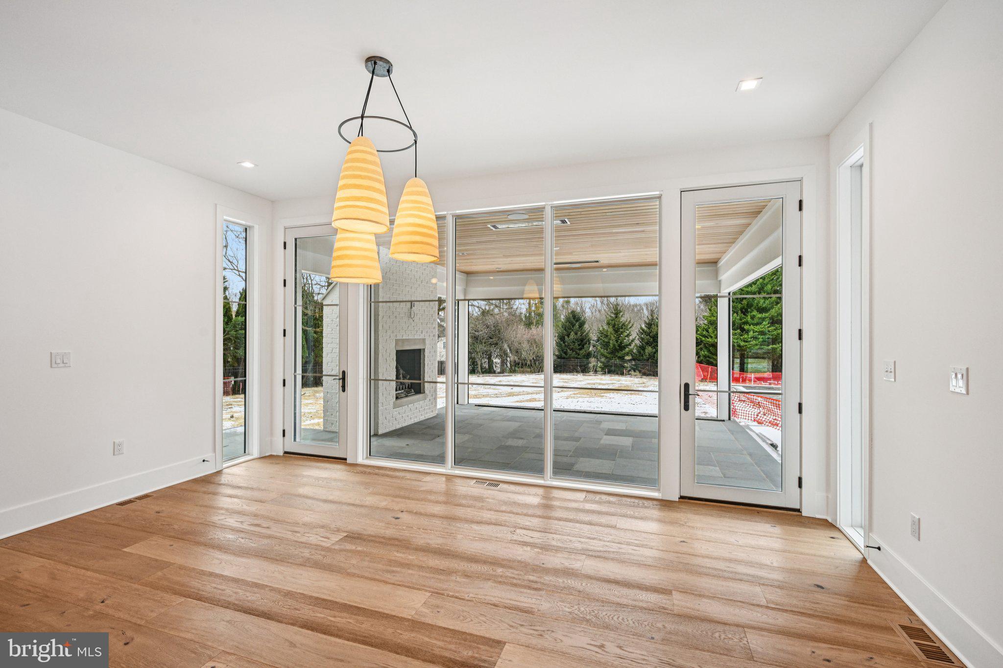 SUSSEX - Residential