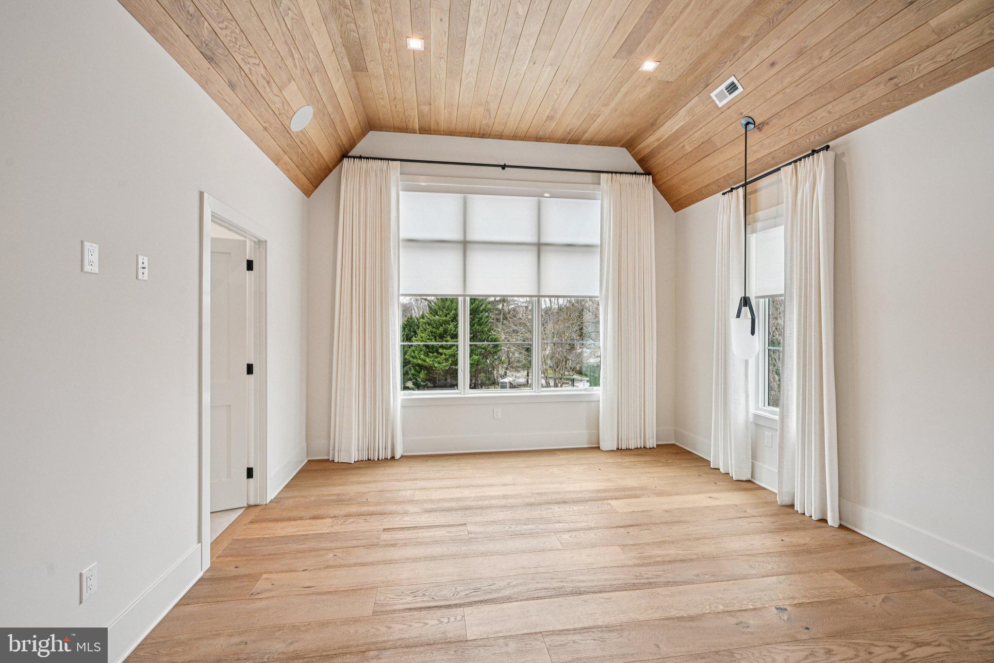 SUSSEX - Residential