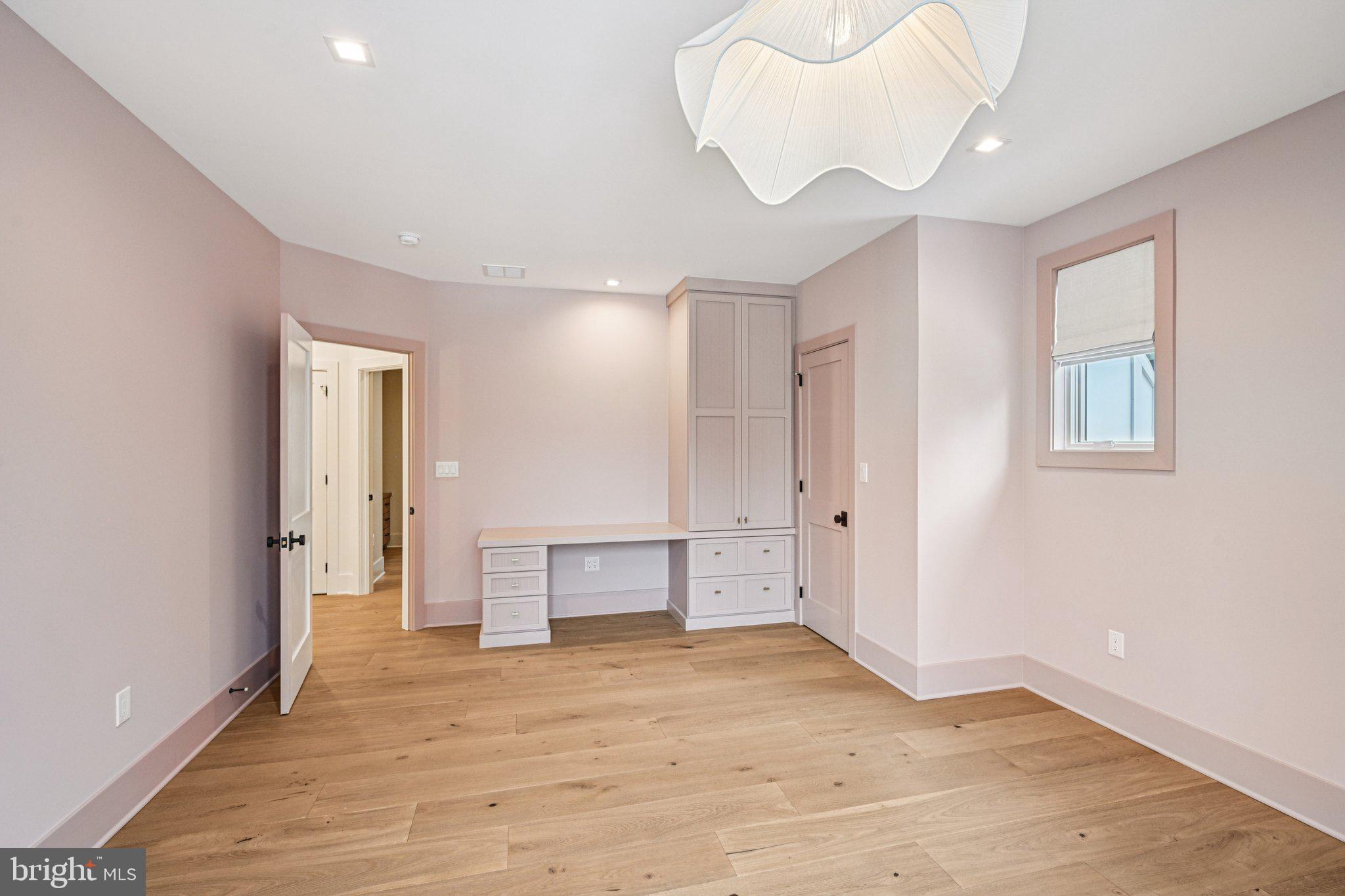 SUSSEX - Residential