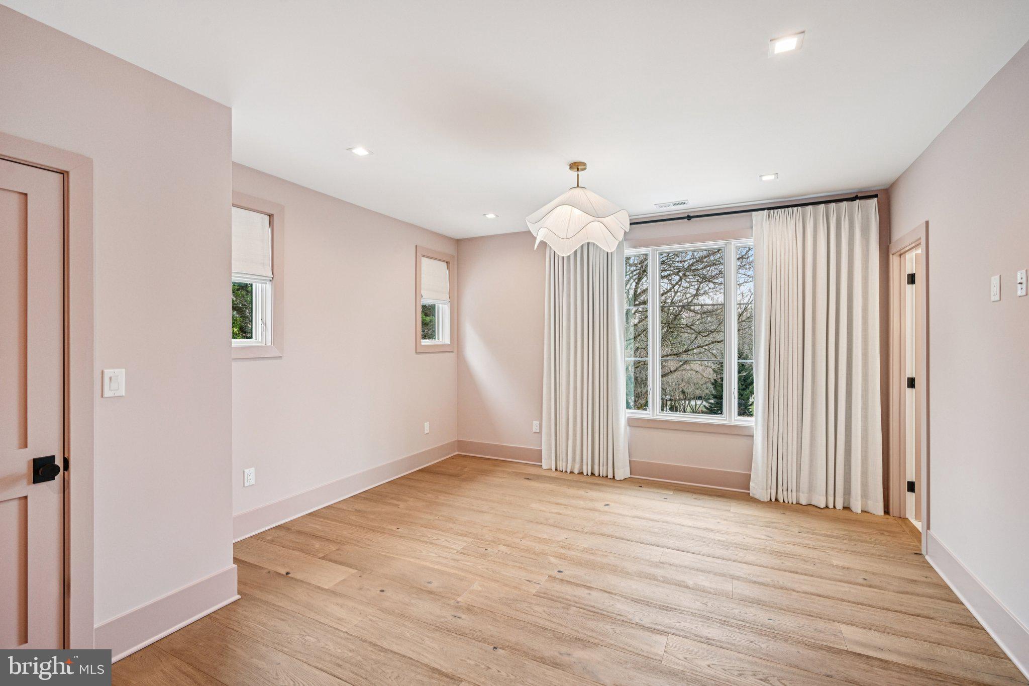 SUSSEX - Residential