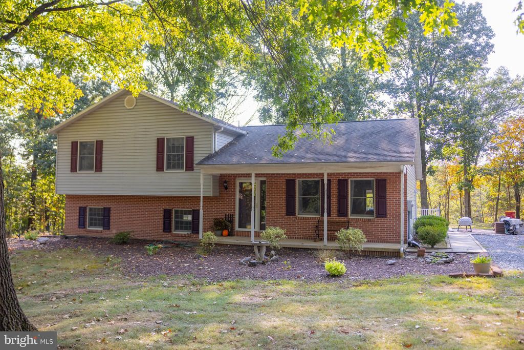 Photo of 9705 Rabbit Road South Rd S, GREENCASTLE, PA 17225 (MLS # PAFL2030284)