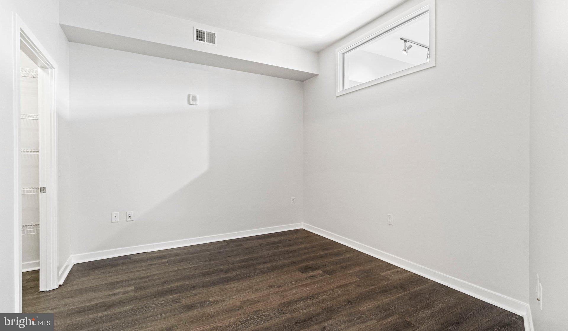 BETHESDA - Residential Lease