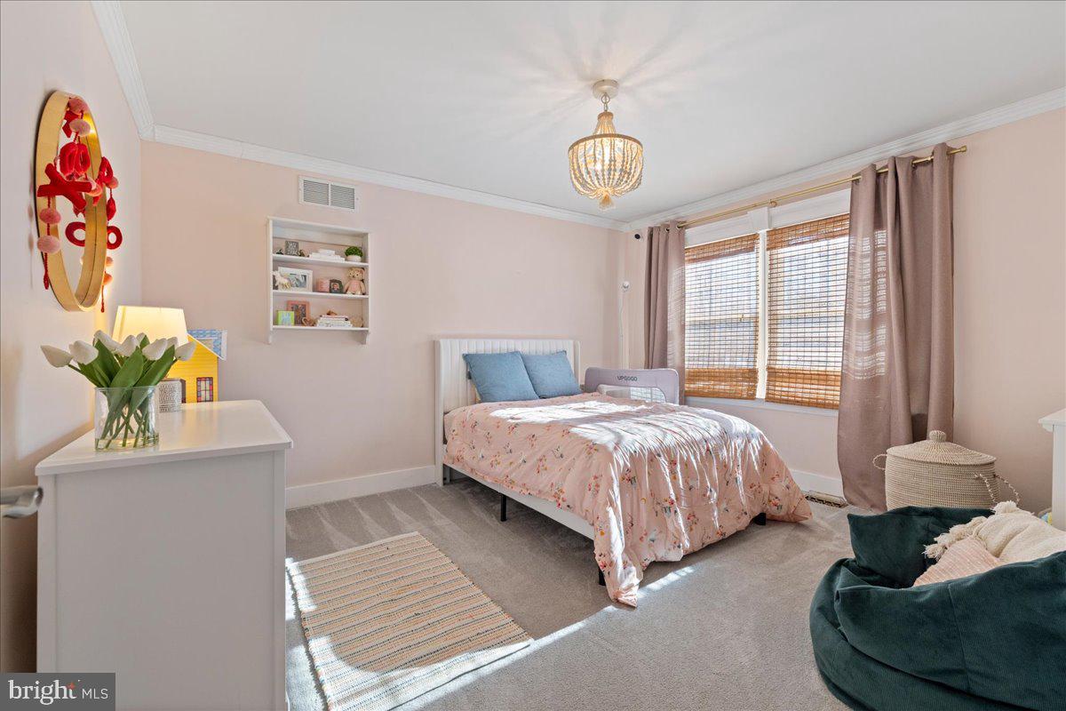 PEBBLE CREEK - Residential