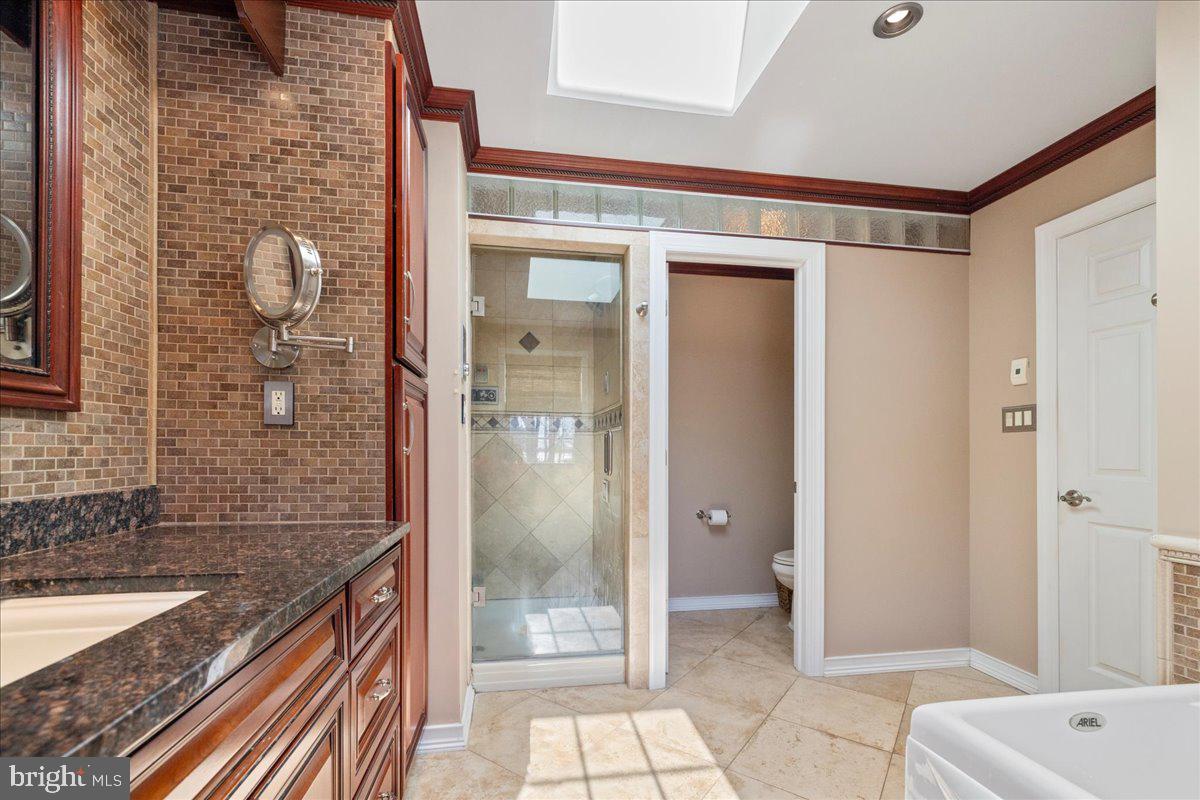 PEBBLE CREEK - Residential