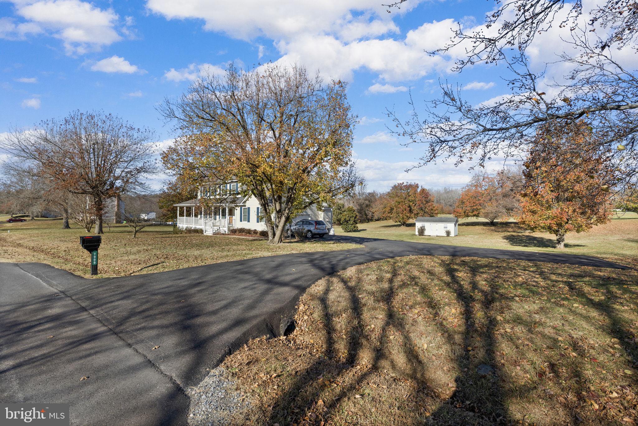 7909 WESTBURY MANOR DRIVE