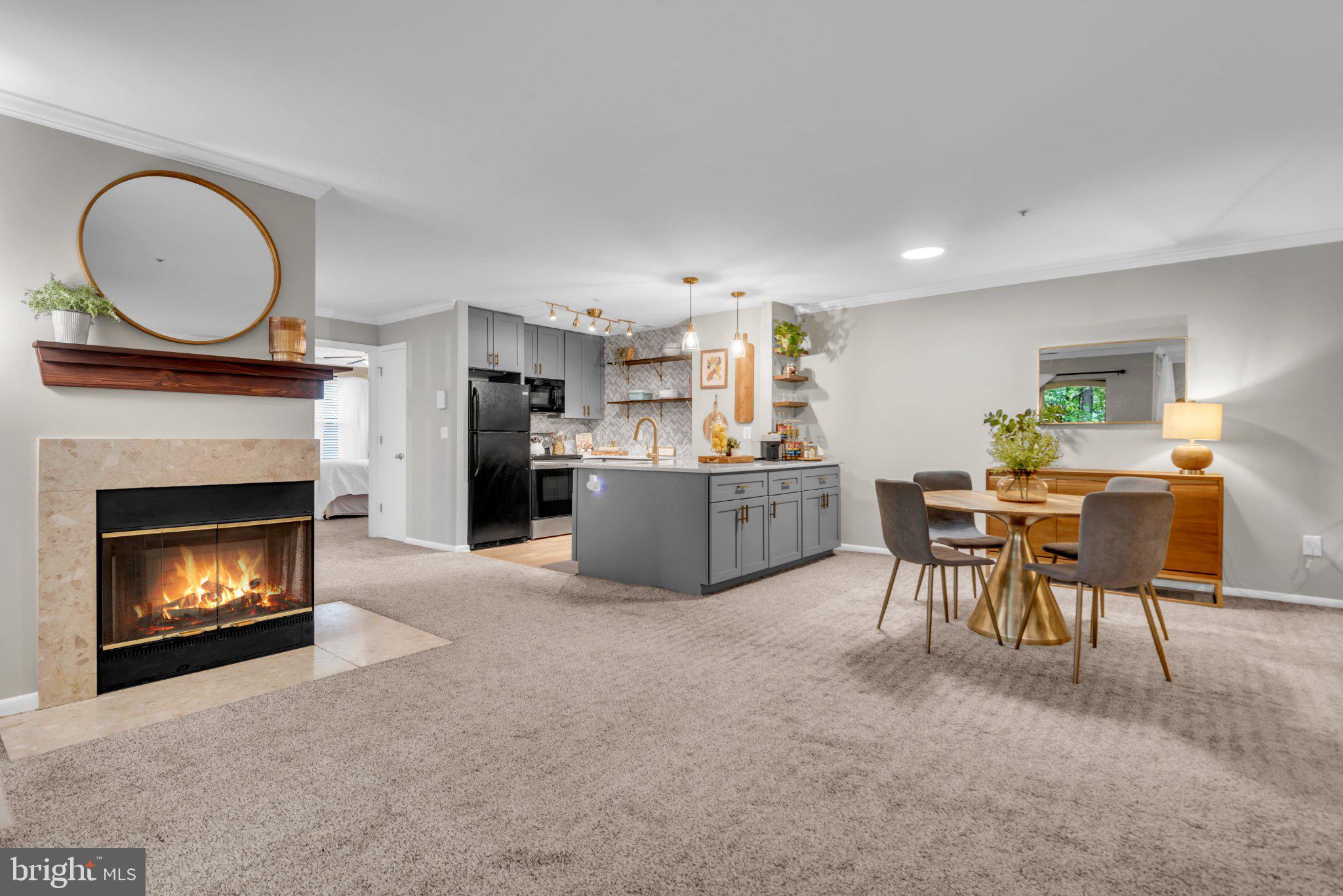 30 HEARTHSTONE COURT G