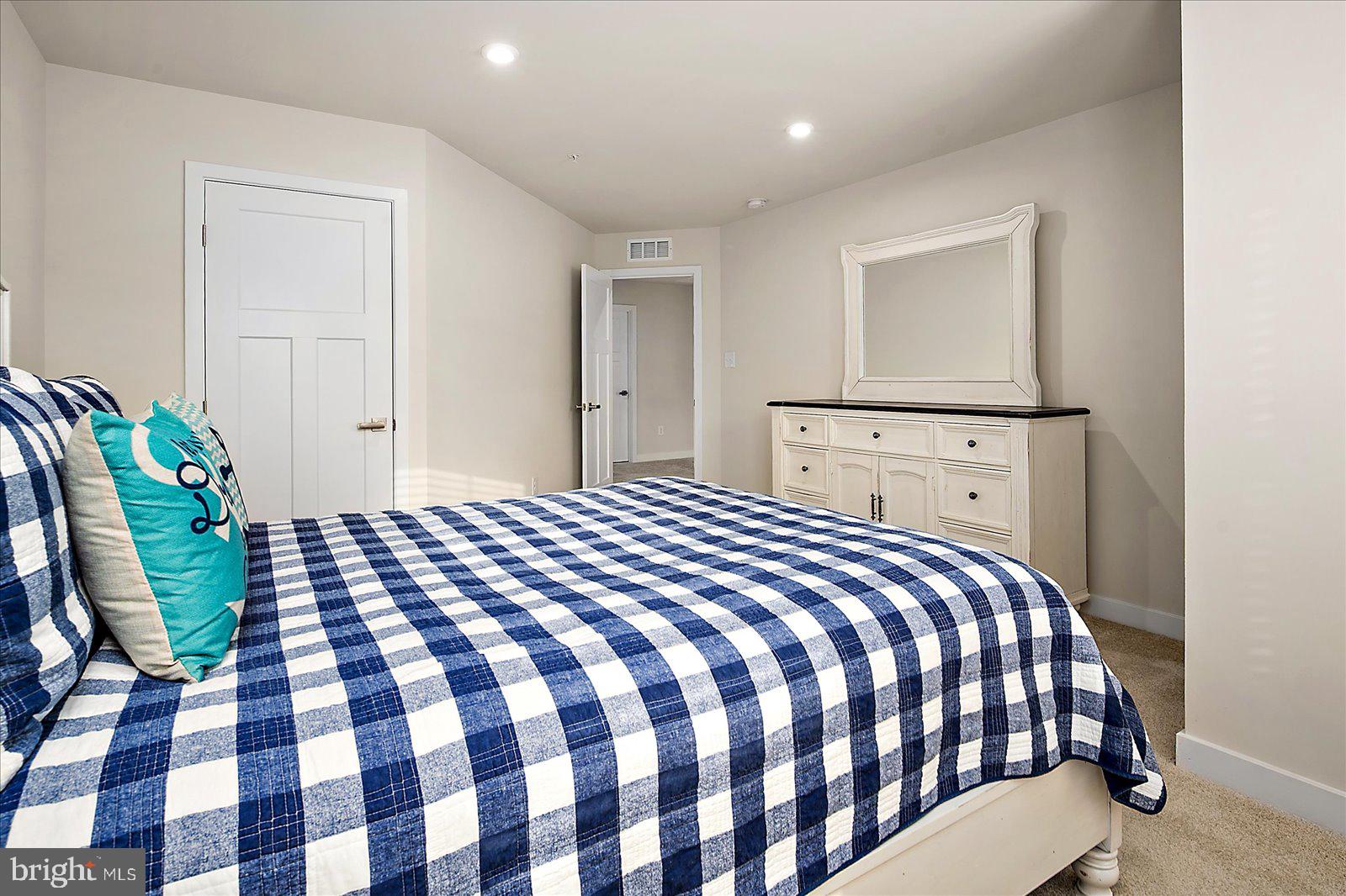 RIVER RUN - Residential