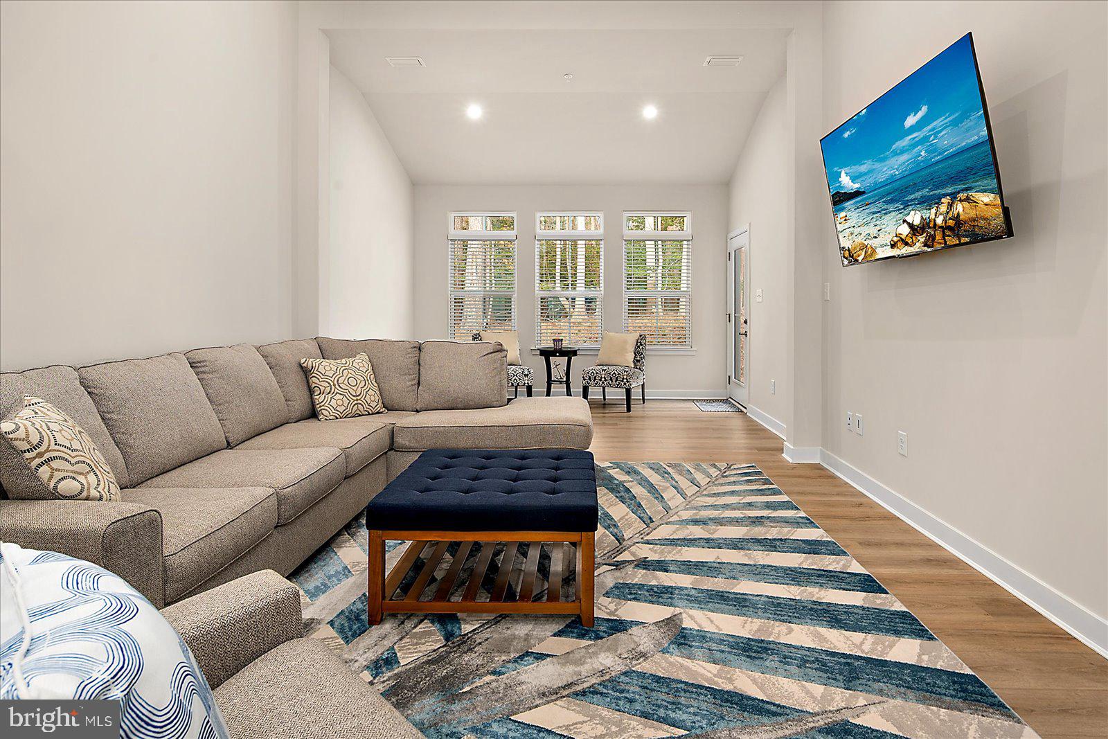 RIVER RUN - Residential