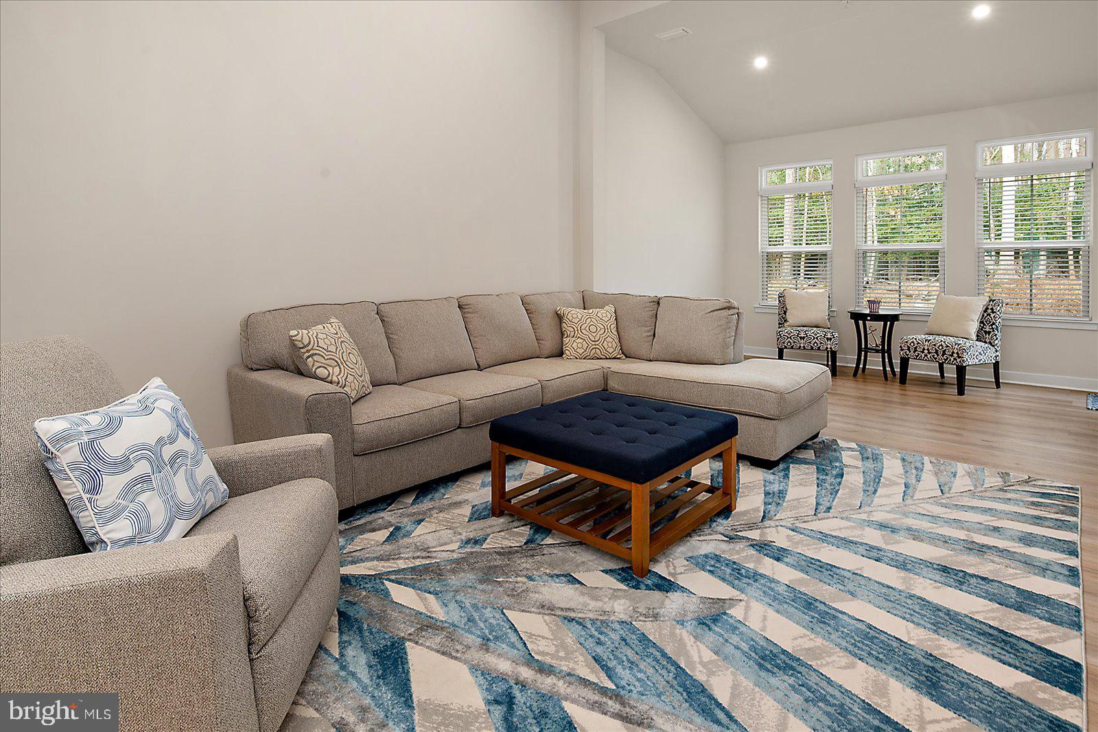 RIVER RUN - Residential