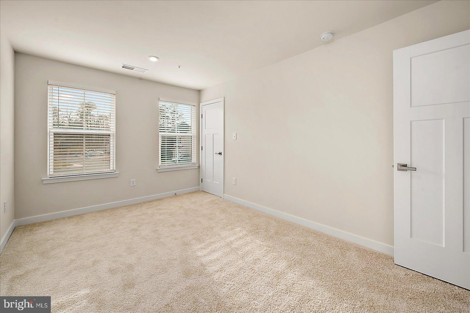 RIVER RUN - Residential