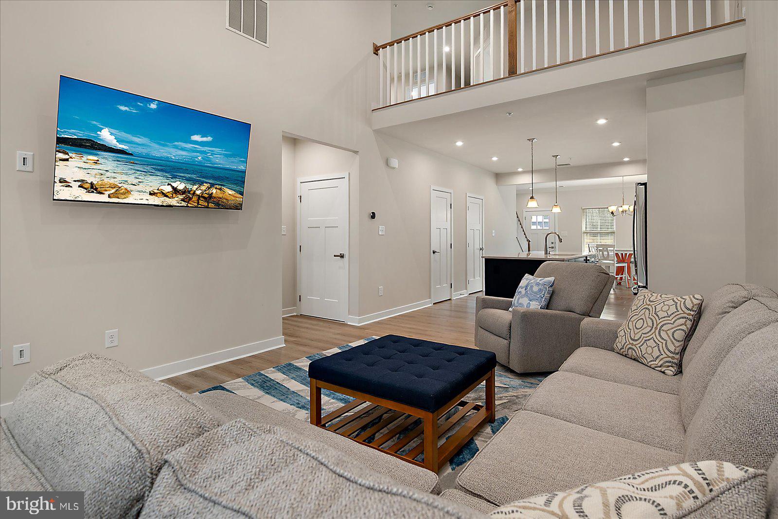 RIVER RUN - Residential