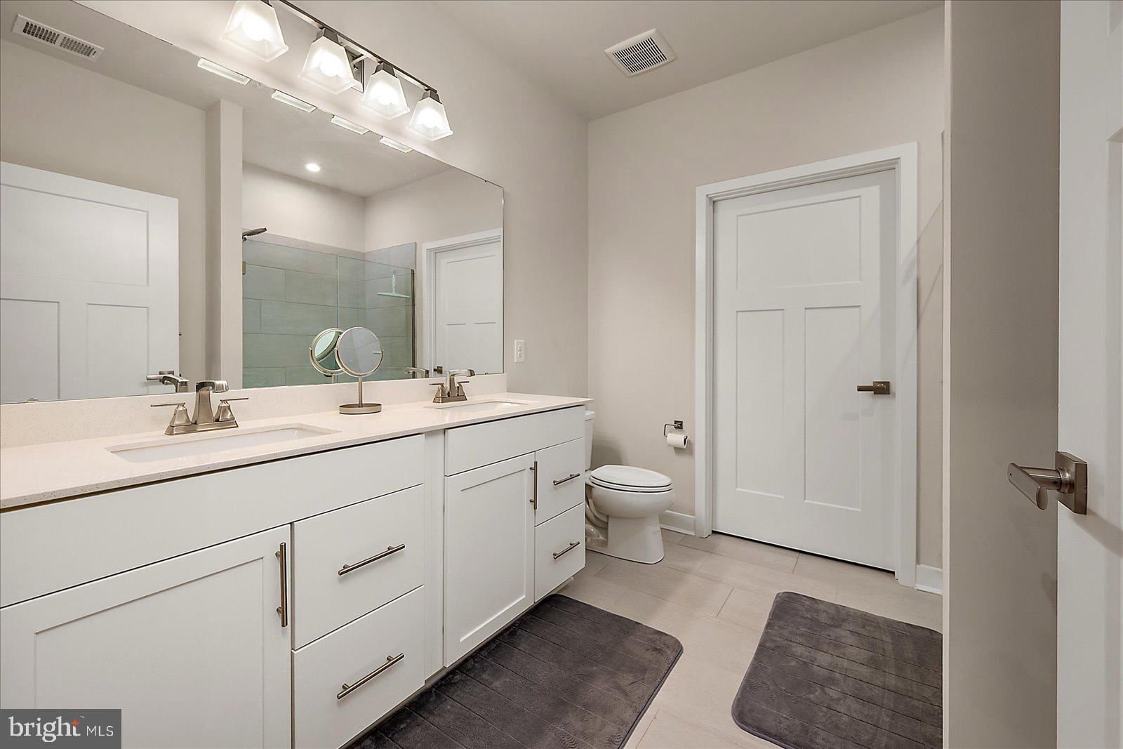 RIVER RUN - Residential