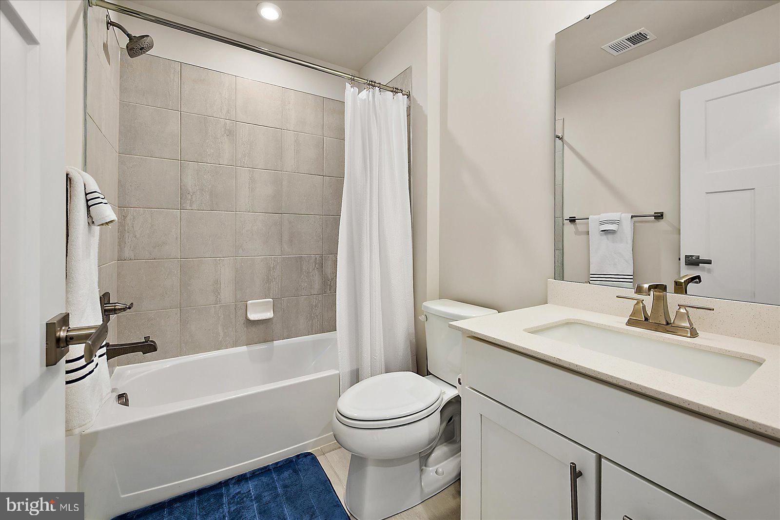 RIVER RUN - Residential