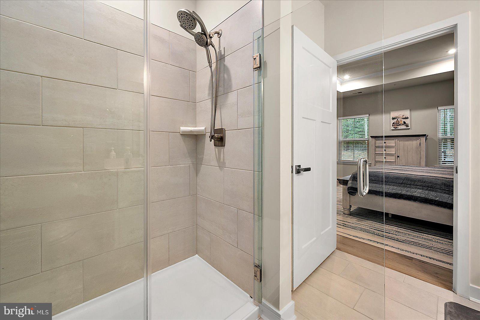 RIVER RUN - Residential