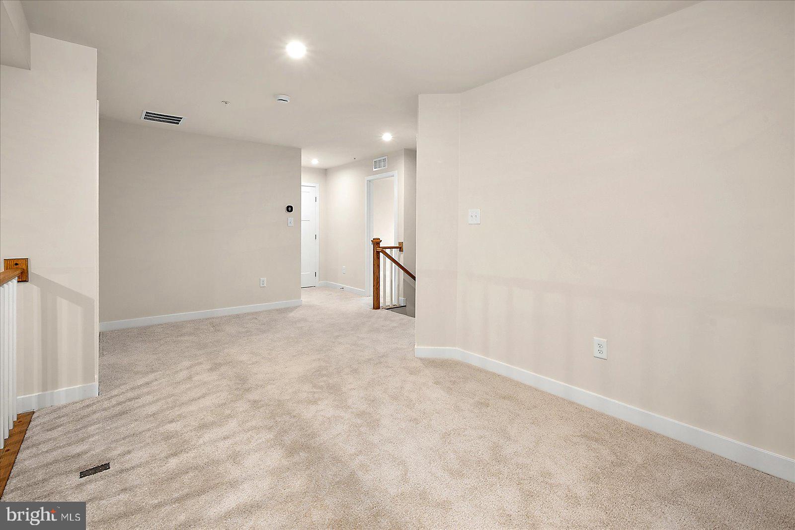 RIVER RUN - Residential