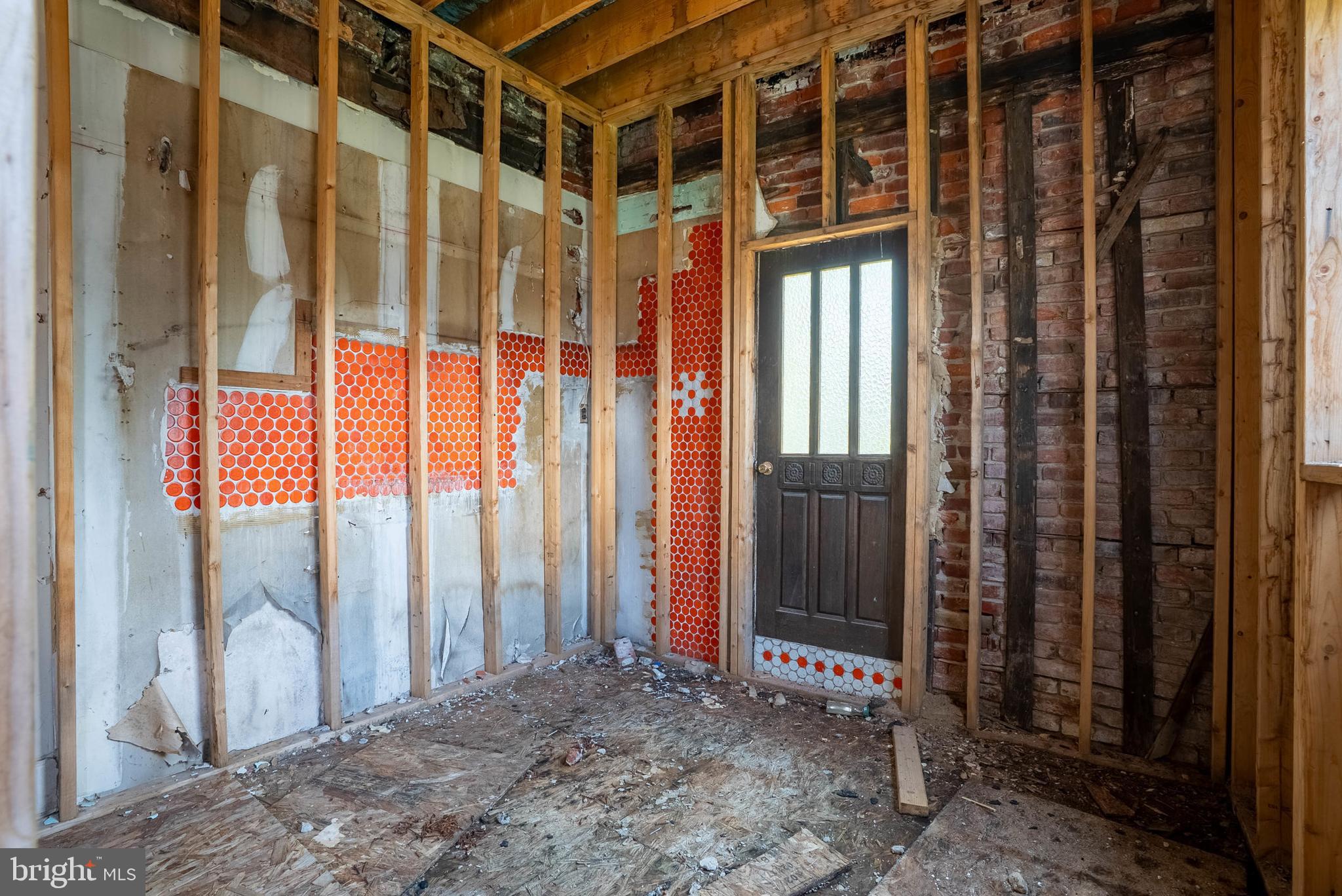 POINT BREEZE - Residential Income