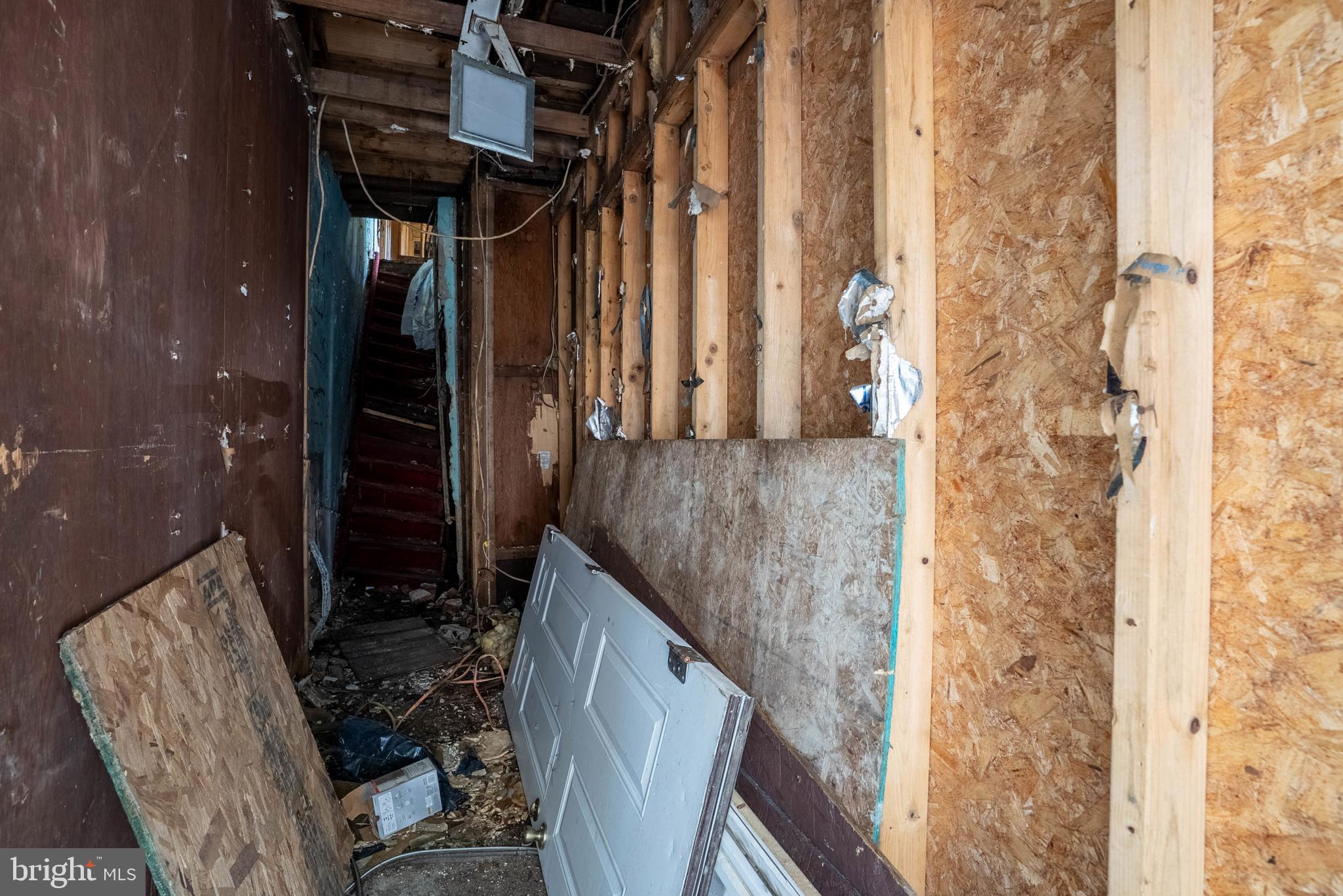 POINT BREEZE - Residential Income