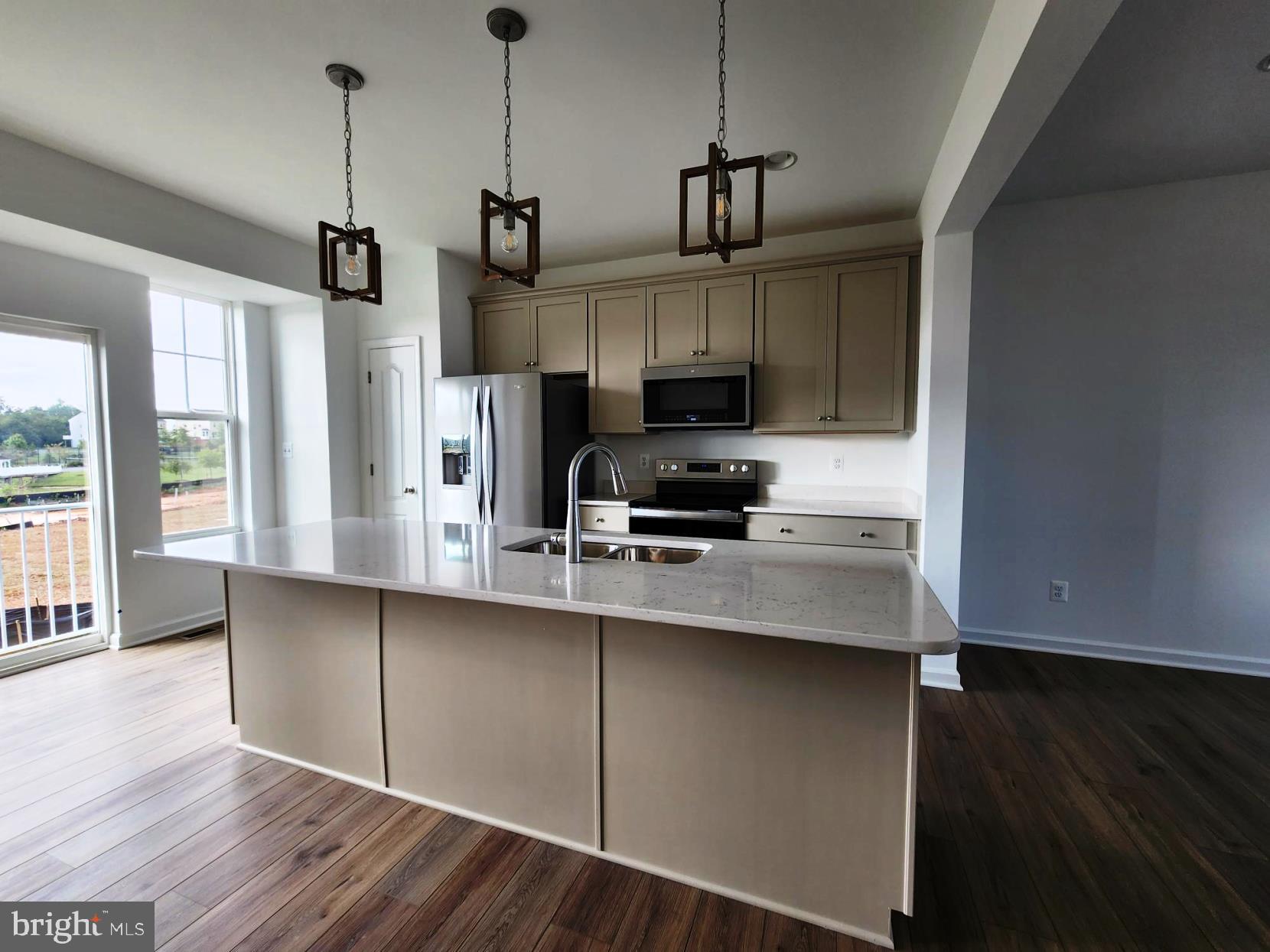 MARTINSBURG STATION - Residential Lease