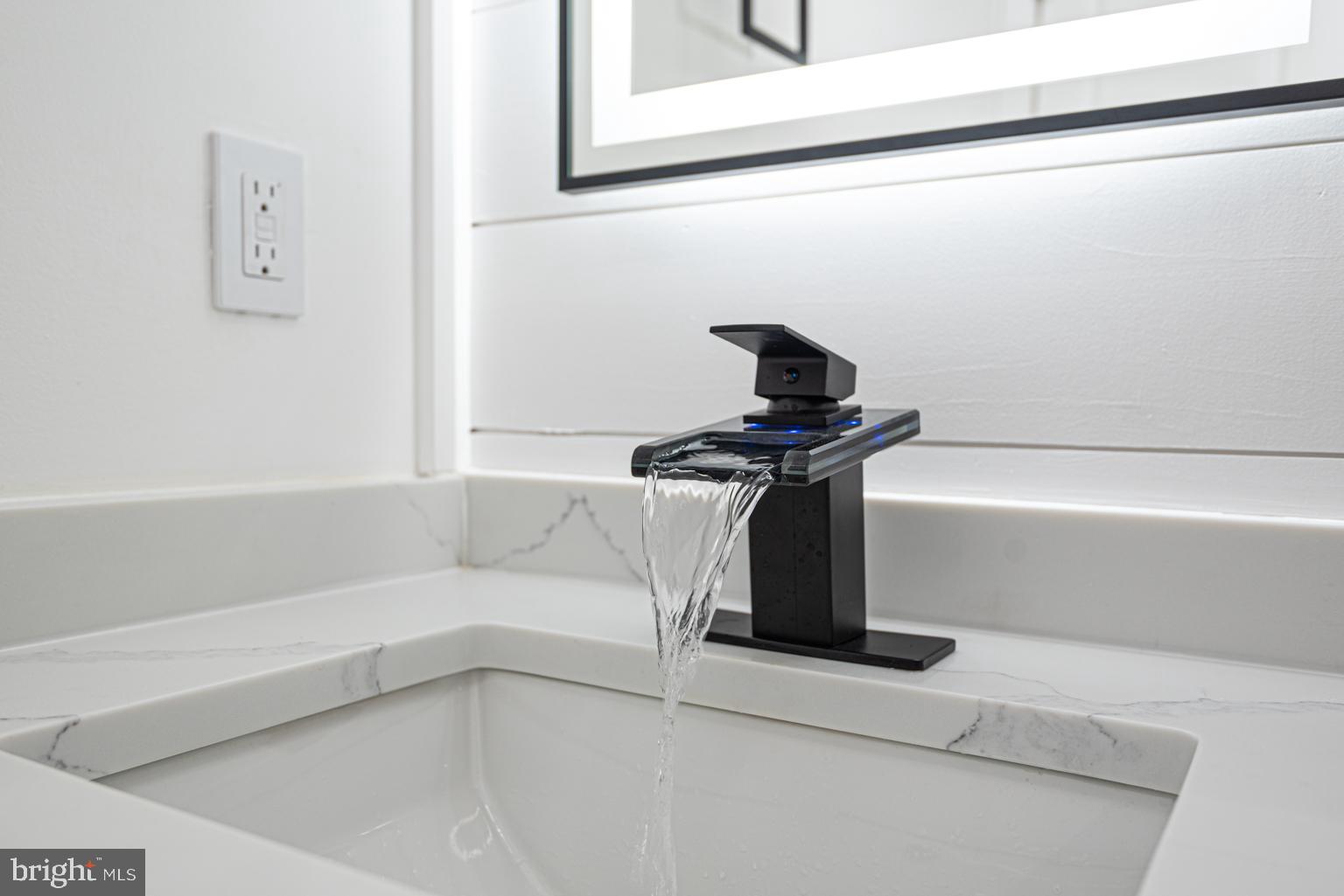 GENEZER ESTATES - Residential