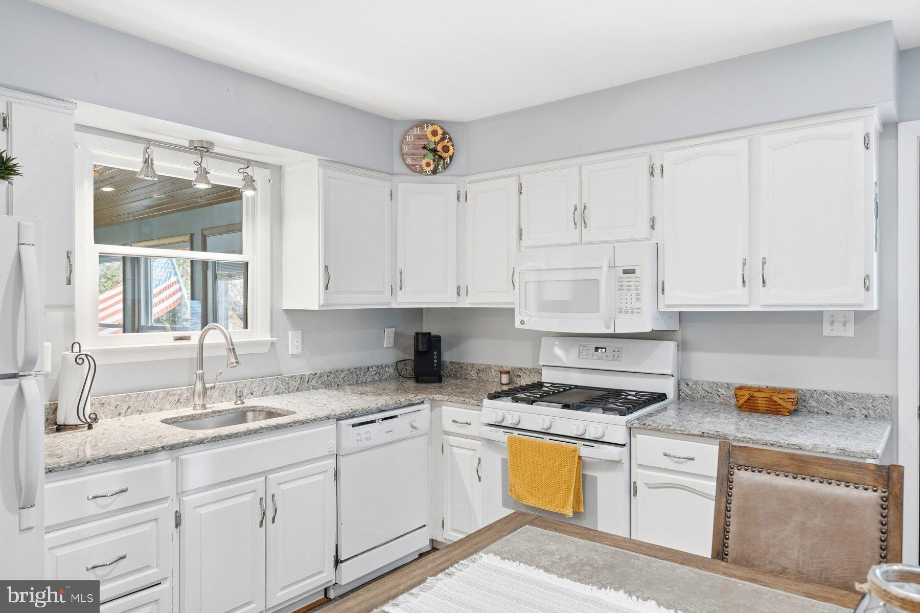 CARROLL SQUARE - Residential