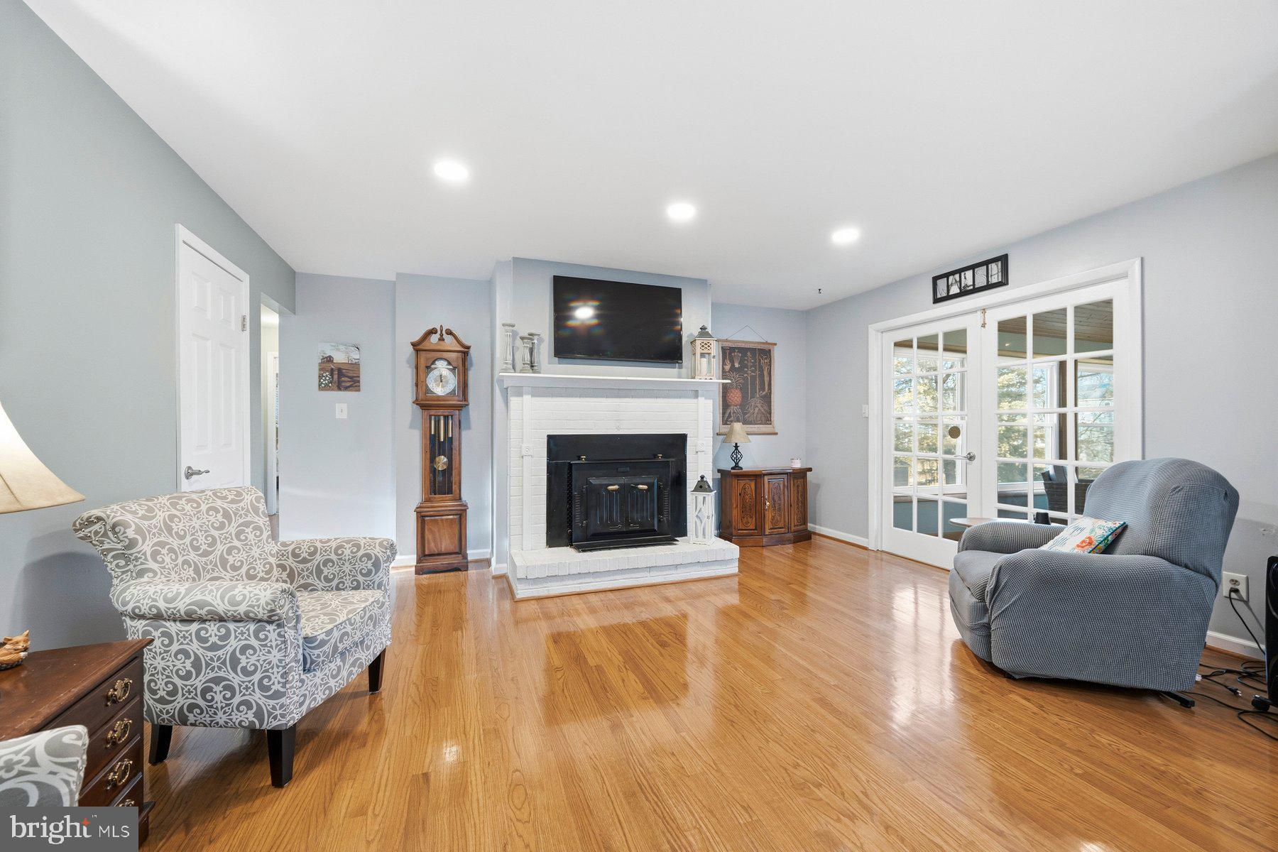 CARROLL SQUARE - Residential