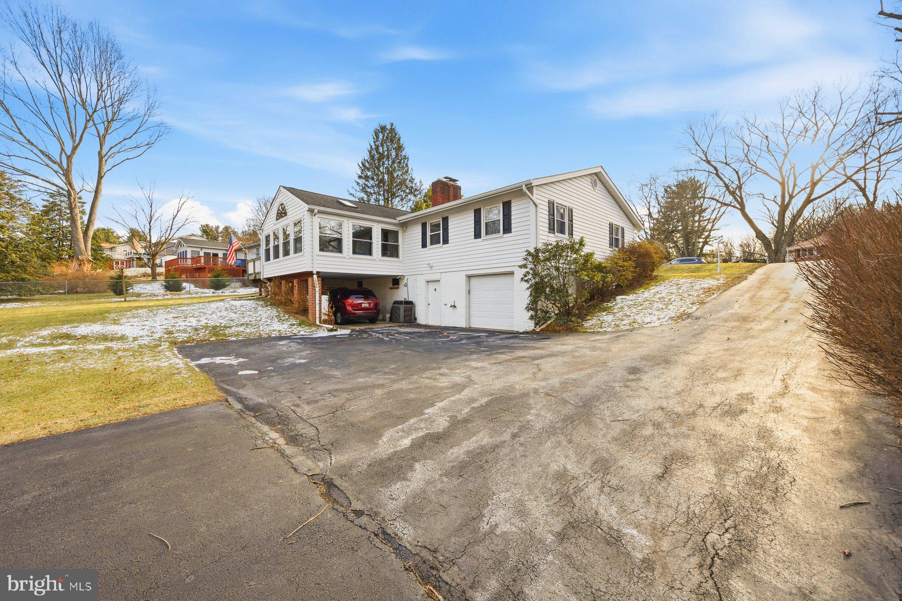 CARROLL SQUARE - Residential