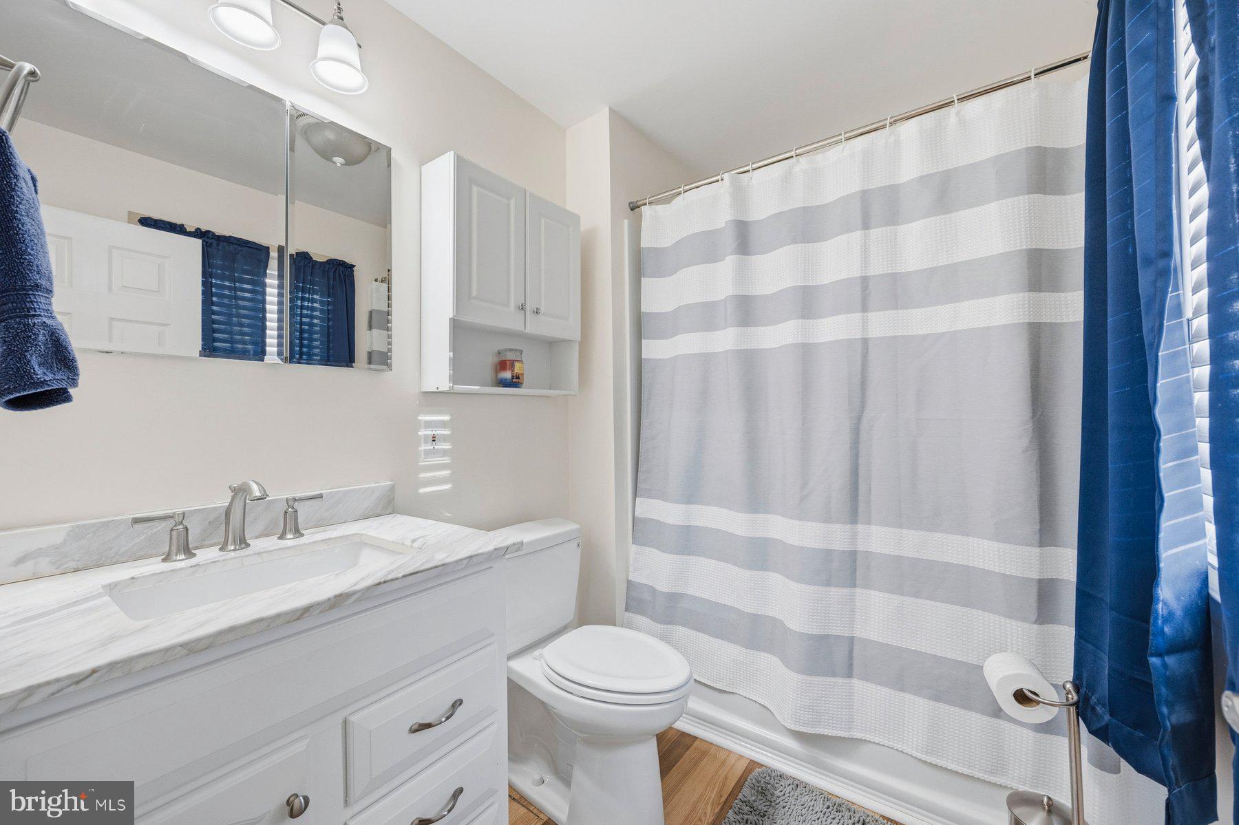 CARROLL SQUARE - Residential