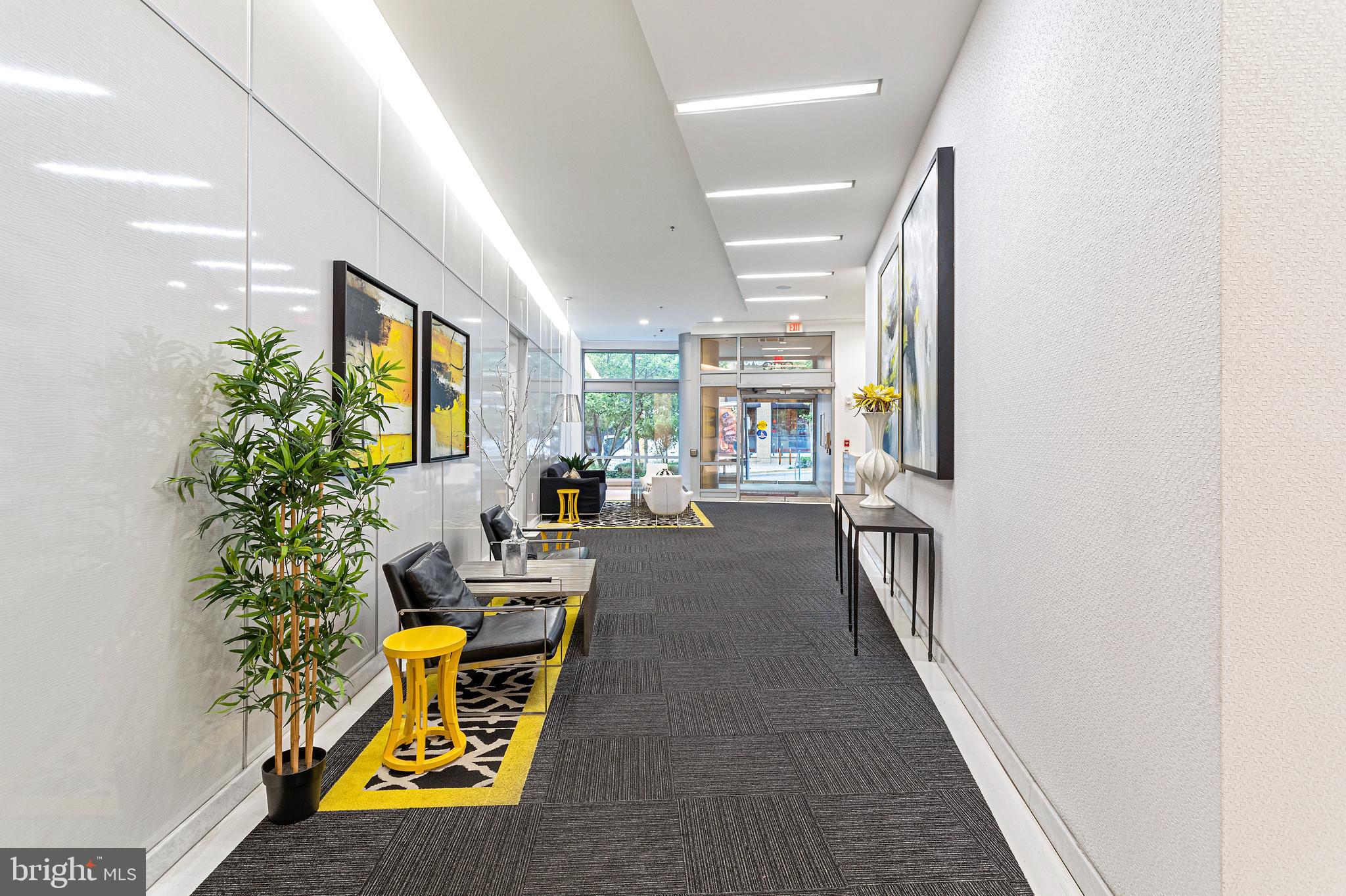 ONE INDEPENDENCE PLAZA A - Residential