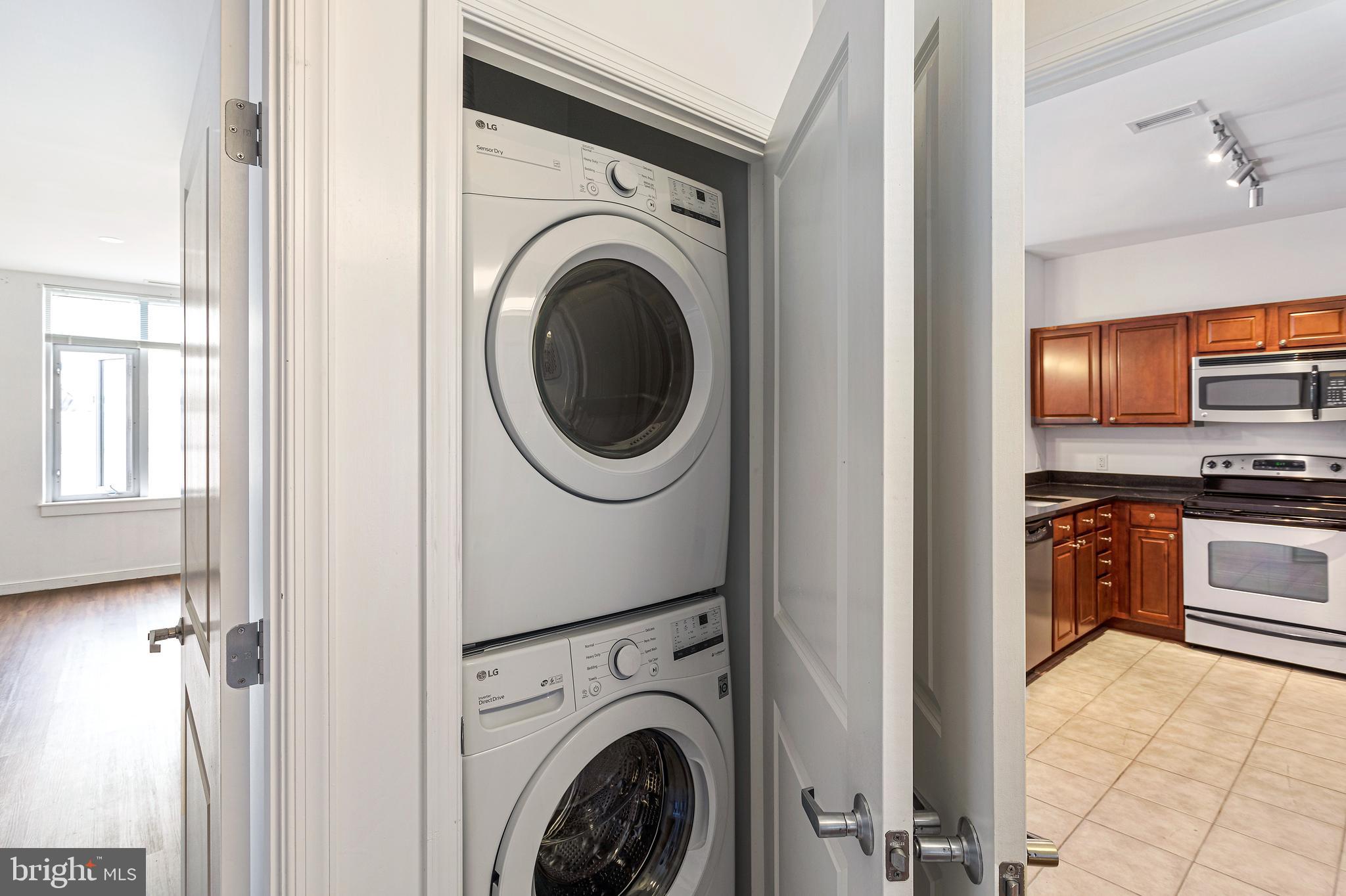 ONE INDEPENDENCE PLAZA A - Residential