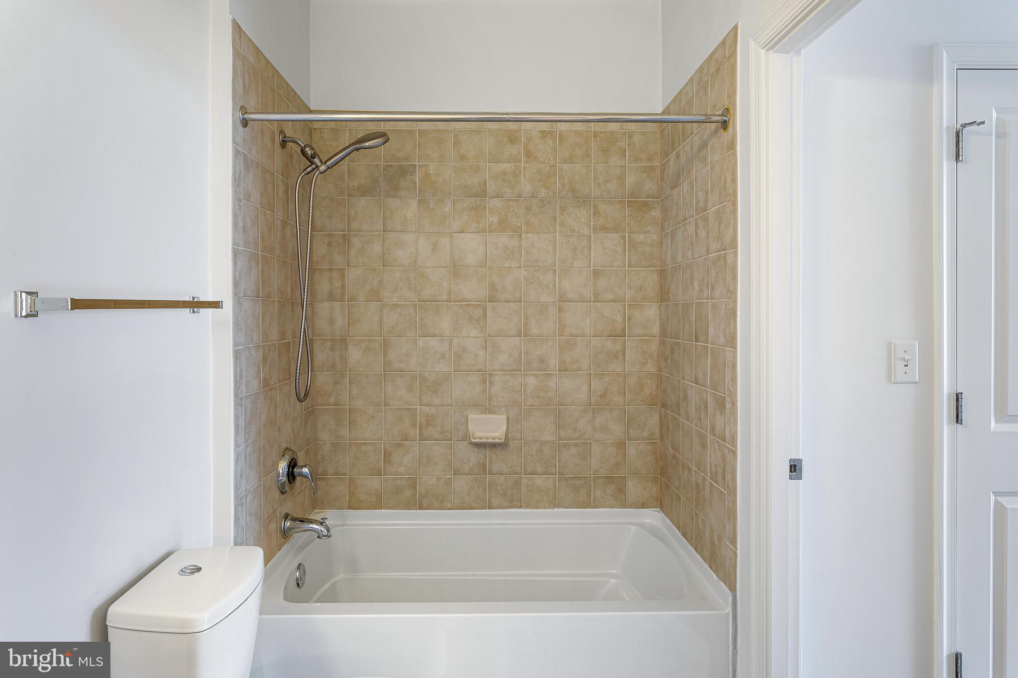 ONE INDEPENDENCE PLAZA A - Residential